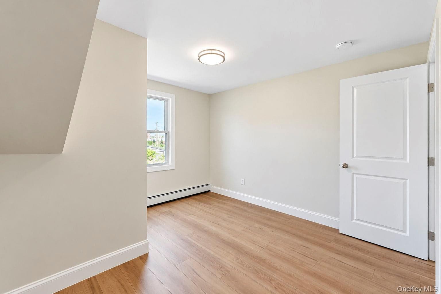 8 Burchell Boulevard thumbnail 32