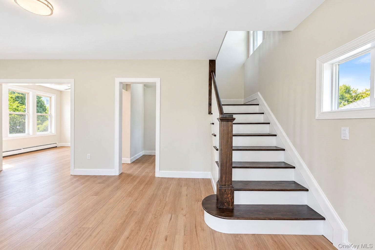 8 Burchell Boulevard thumbnail 13