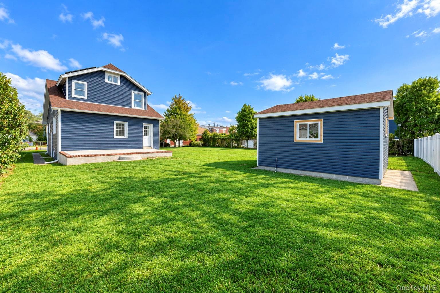 8 Burchell Boulevard thumbnail 8