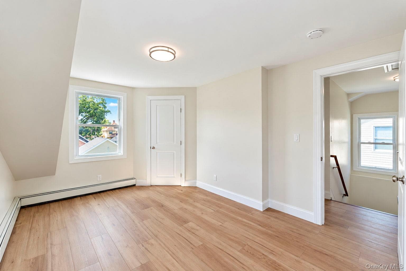 8 Burchell Boulevard thumbnail 36