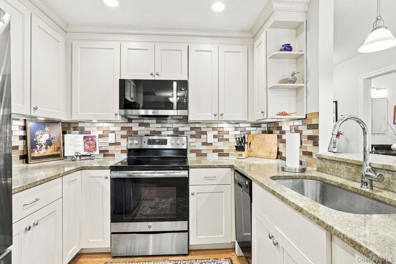 45 Jefferson Oval Unit: G photo 1