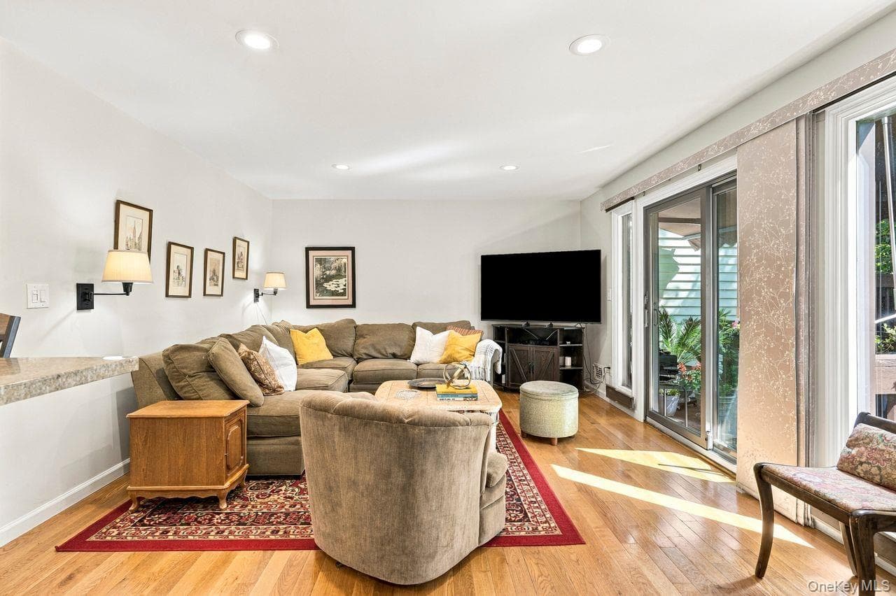 45 Jefferson Oval Unit: G thumbnail 5