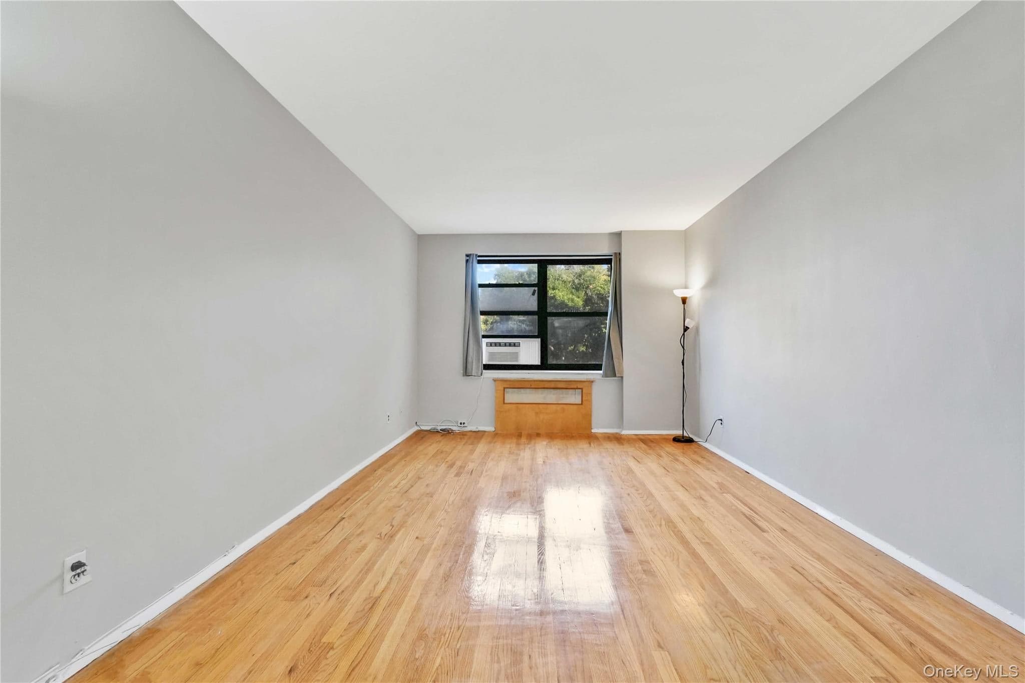 138-18 28th Road Unit: 2F thumbnail 3