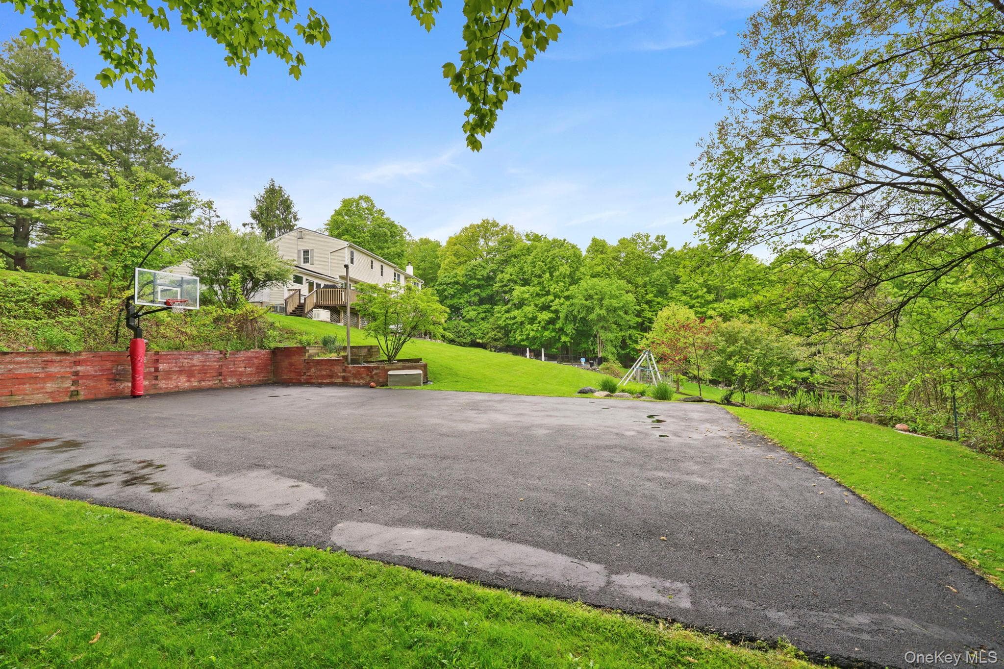 76 Eleanor Drive thumbnail 39