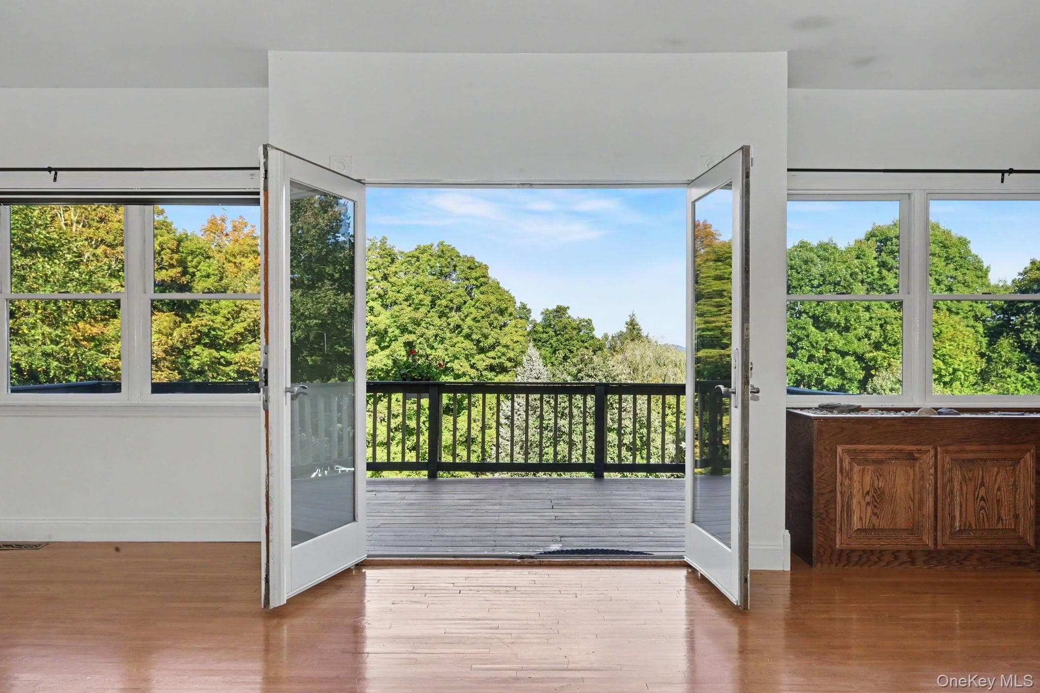 76 Eleanor Drive thumbnail 14