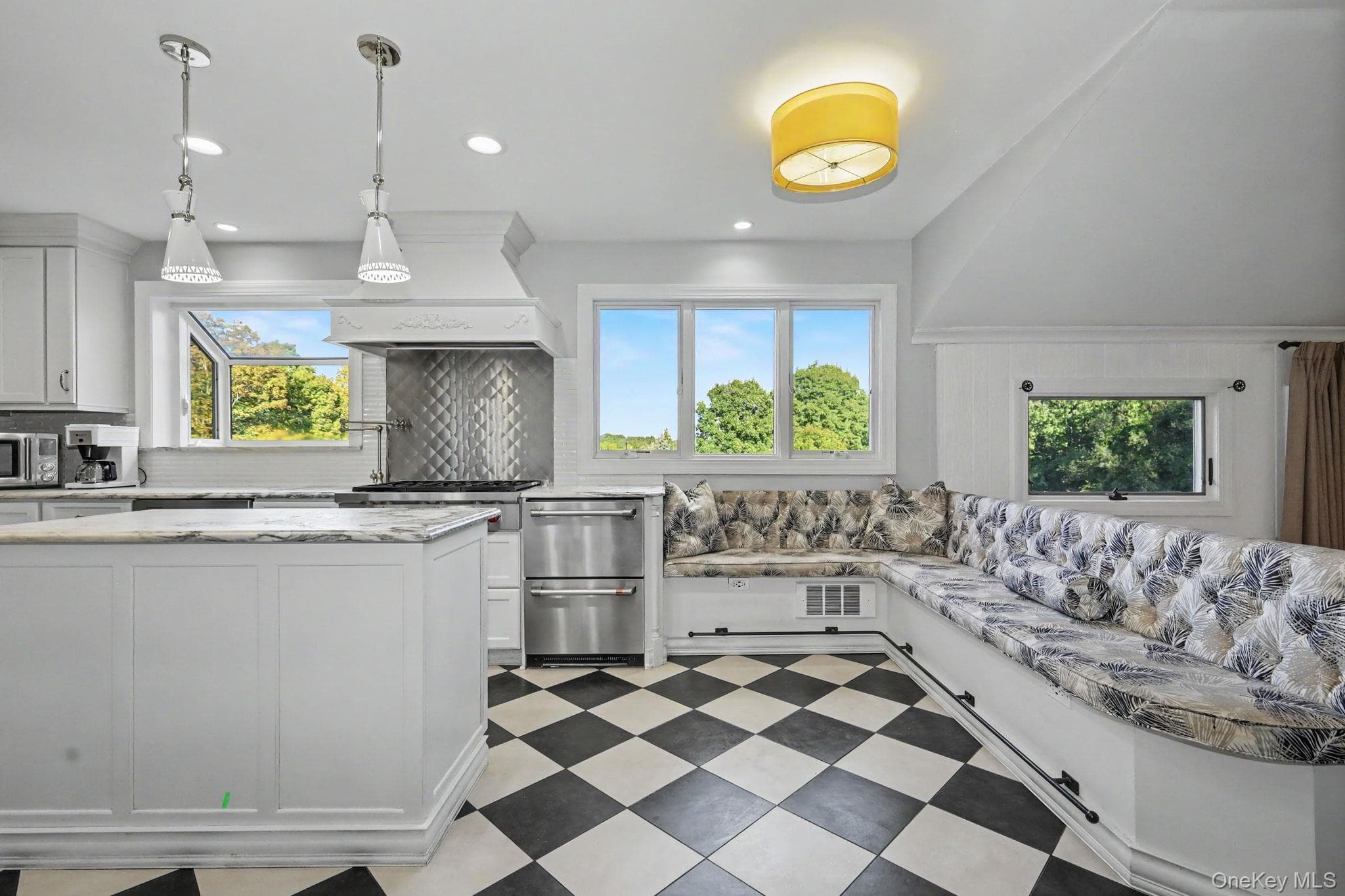 76 Eleanor Drive thumbnail 6