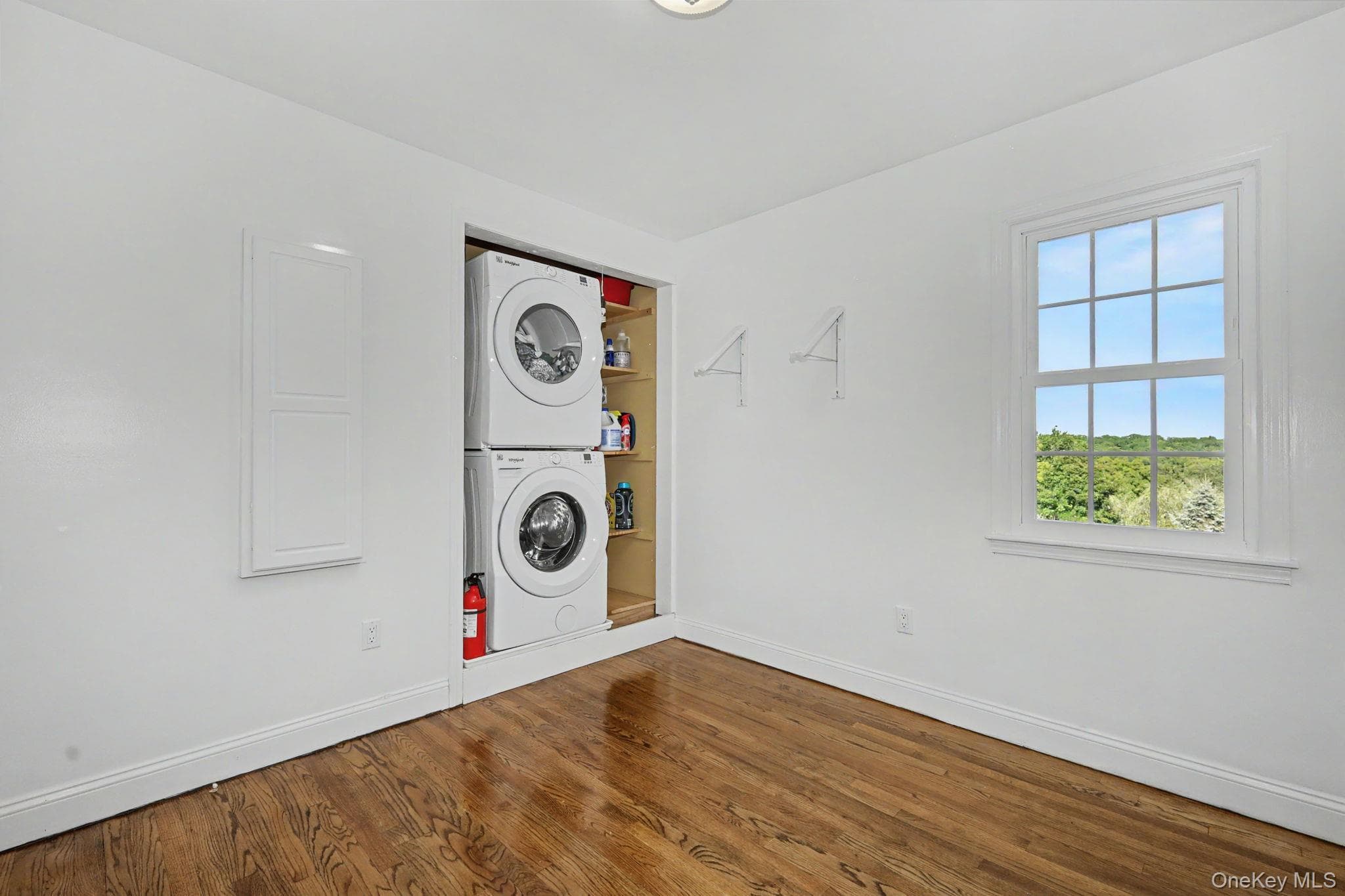 76 Eleanor Drive thumbnail 22