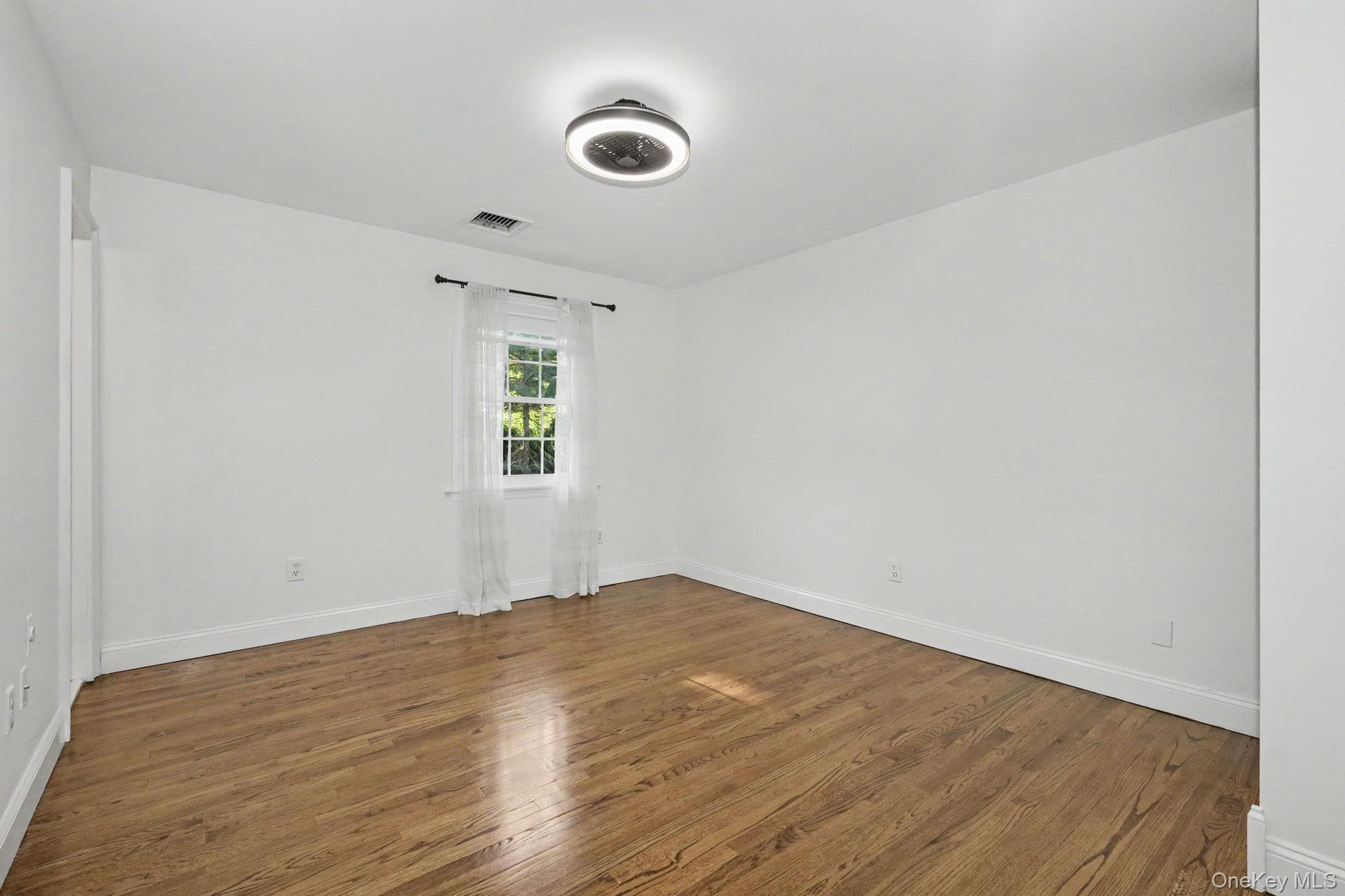 76 Eleanor Drive thumbnail 28