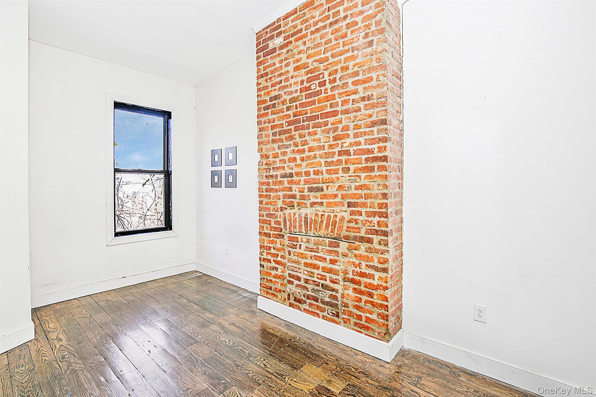 99 Eldert Street thumbnail 12