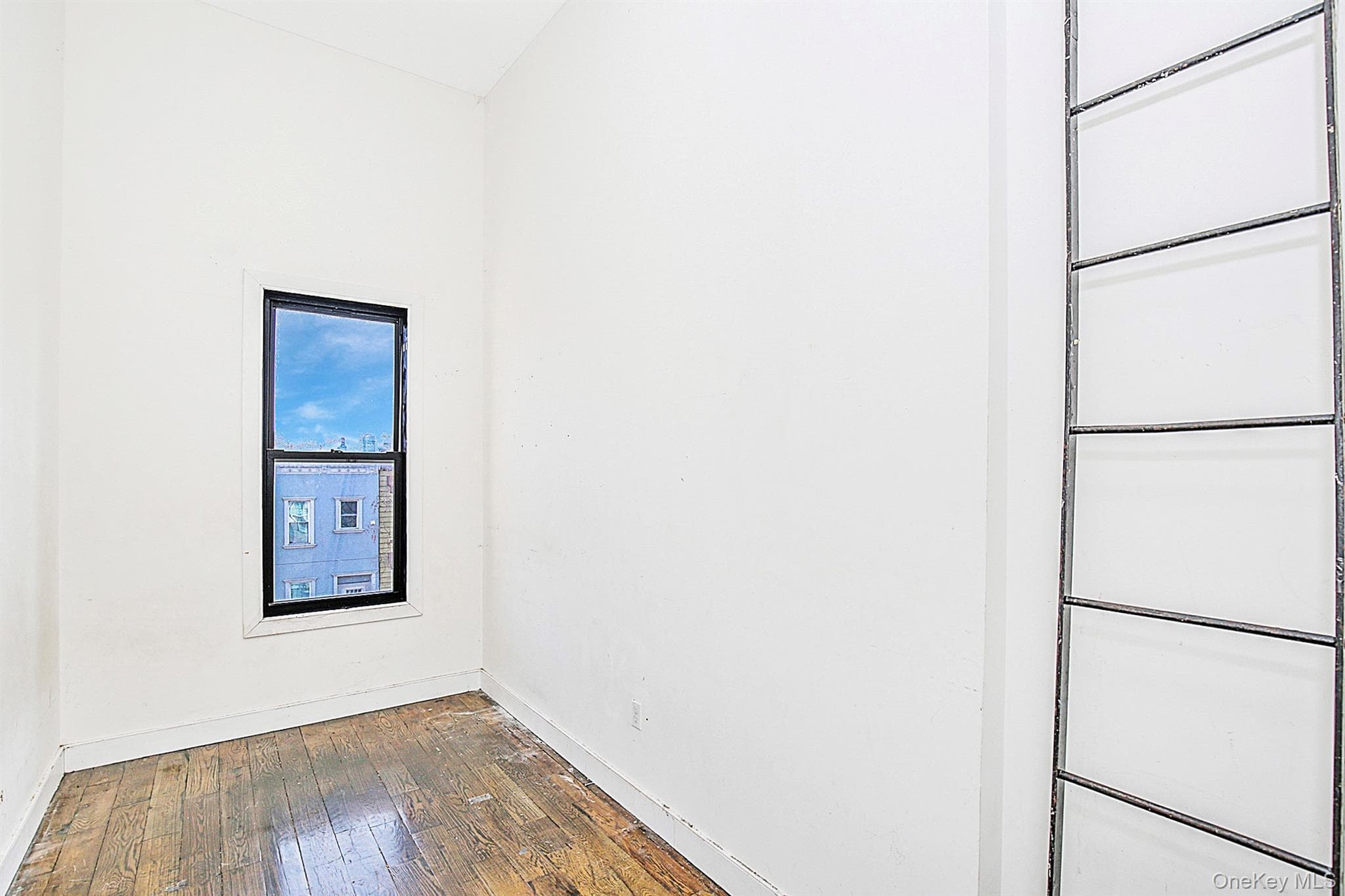 99 Eldert Street thumbnail 11