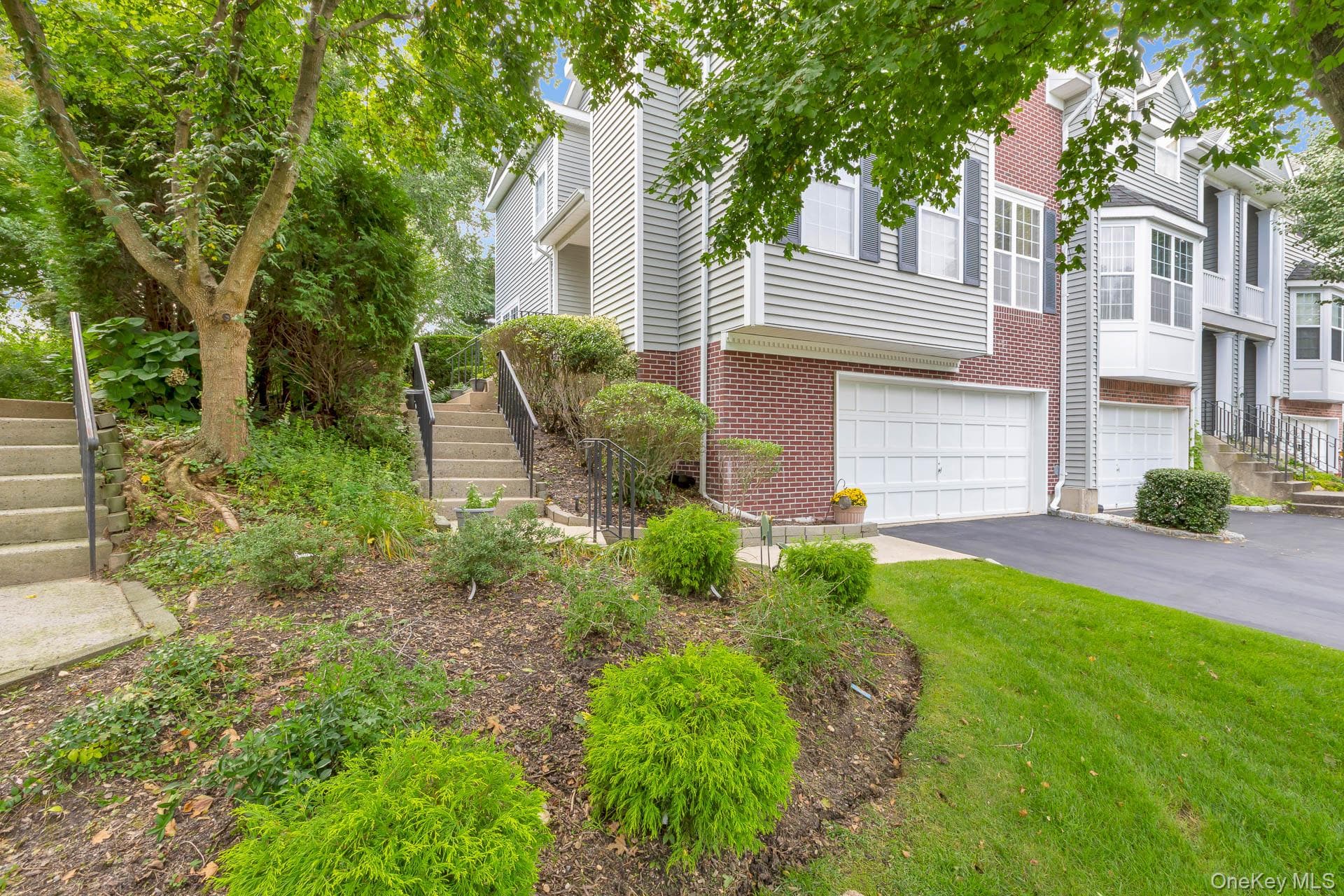 143 Paddington Circle thumbnail 3