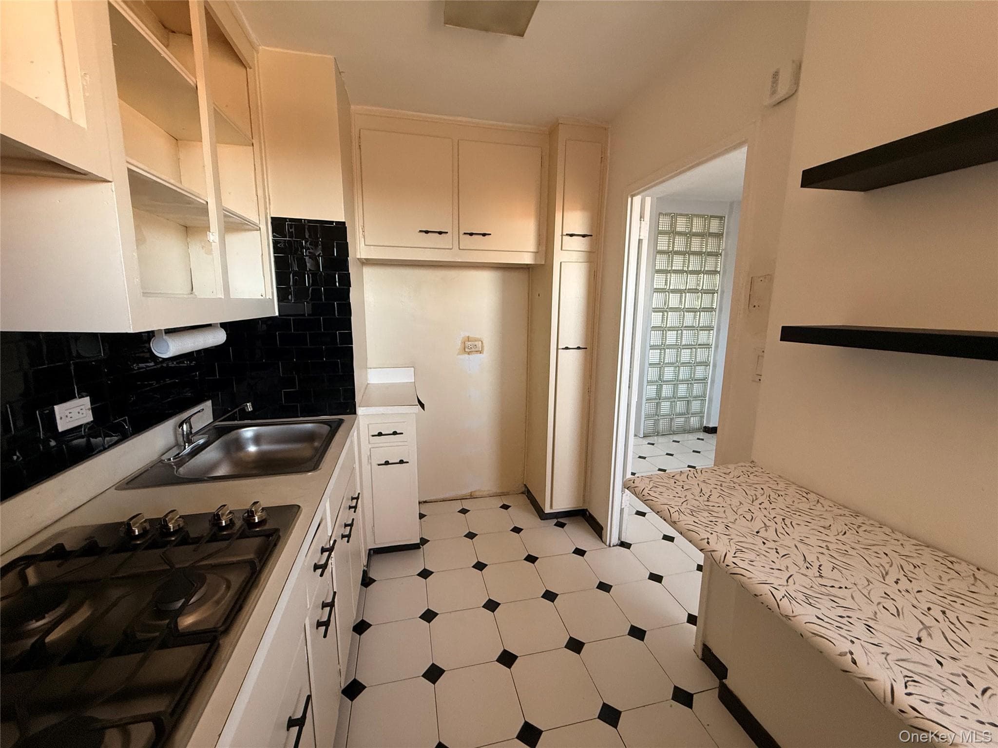 61-15 97th Street Unit: #15E thumbnail 4