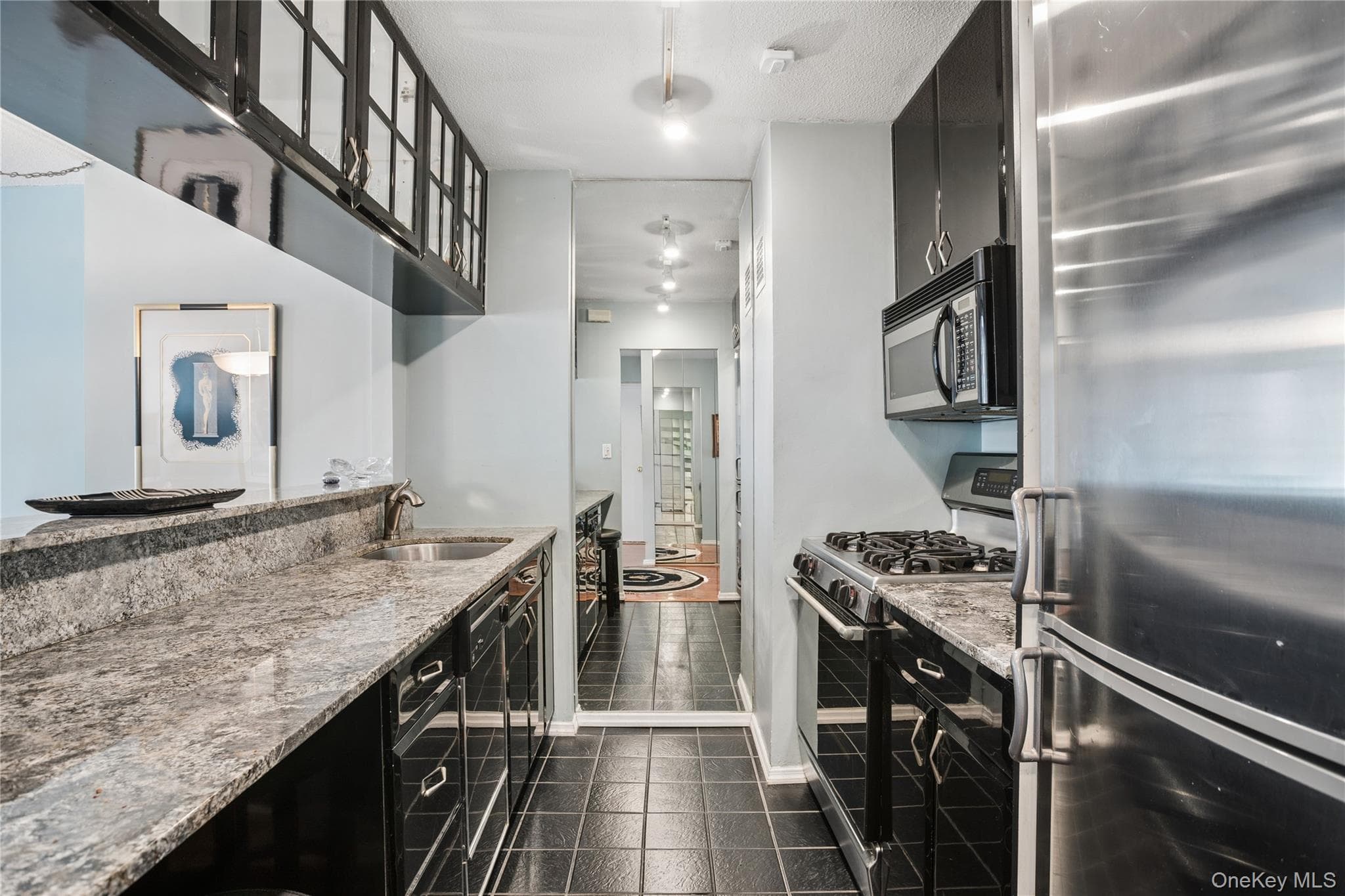 300 E 59th Street Unit: 1903 thumbnail 6