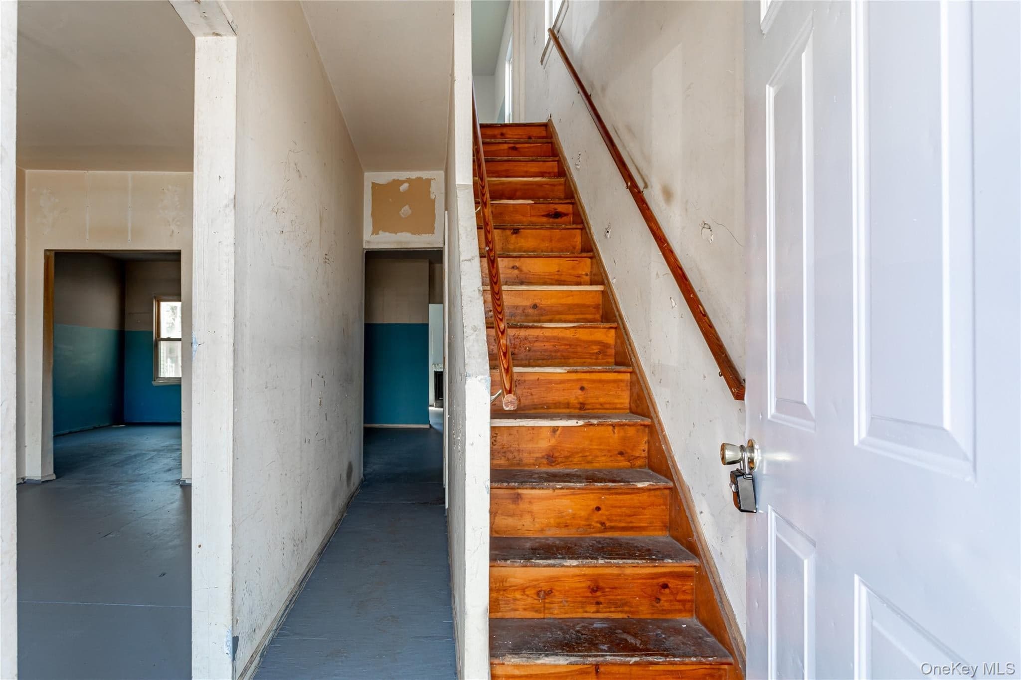 14 Dongan Street thumbnail 4