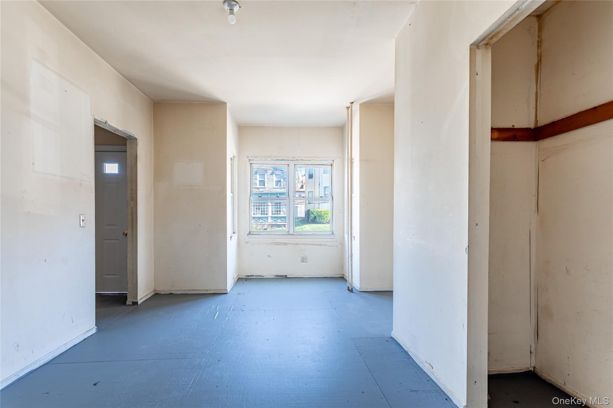 14 Dongan Street thumbnail 6