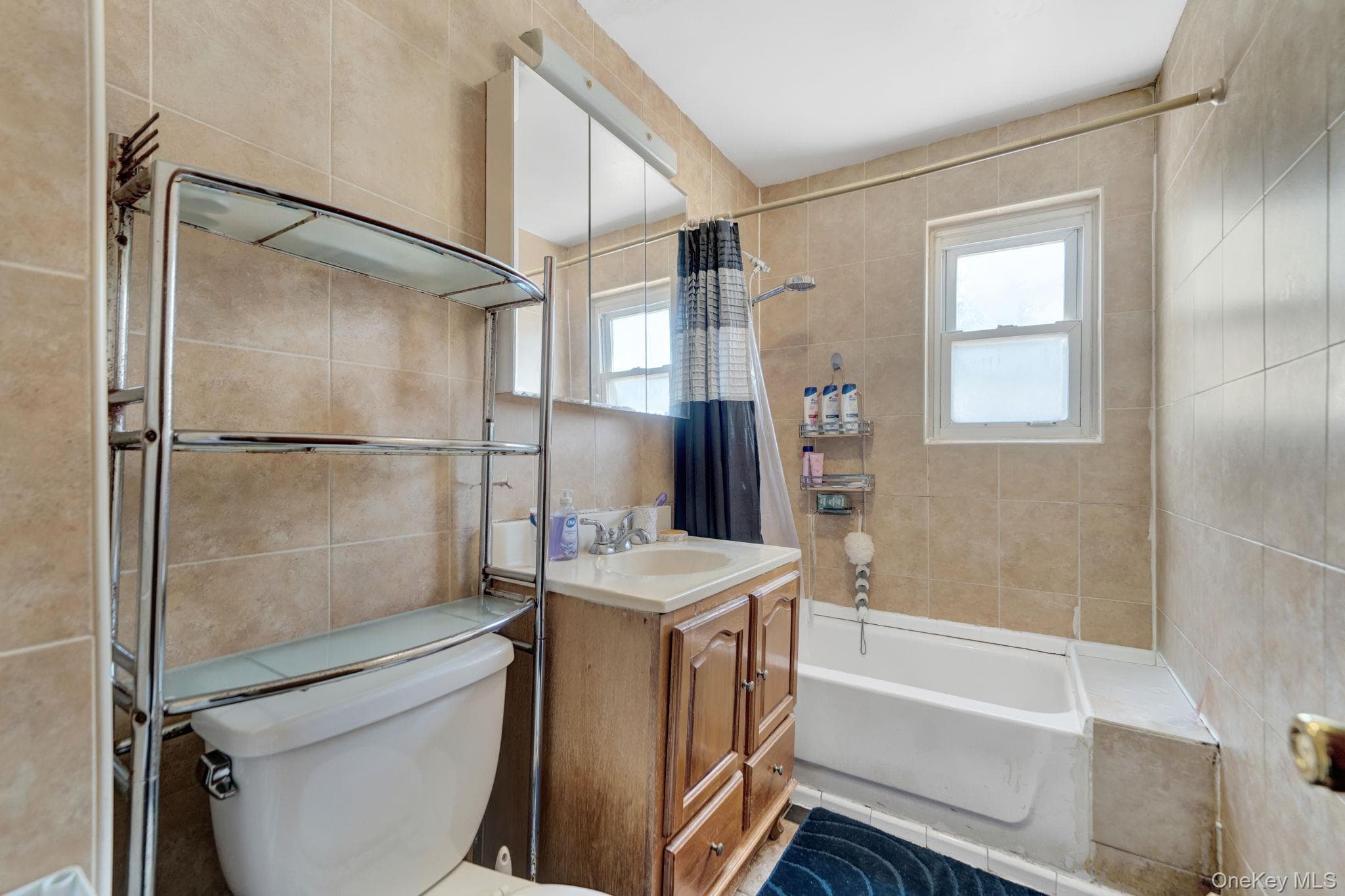1646 E 36th Street thumbnail 17