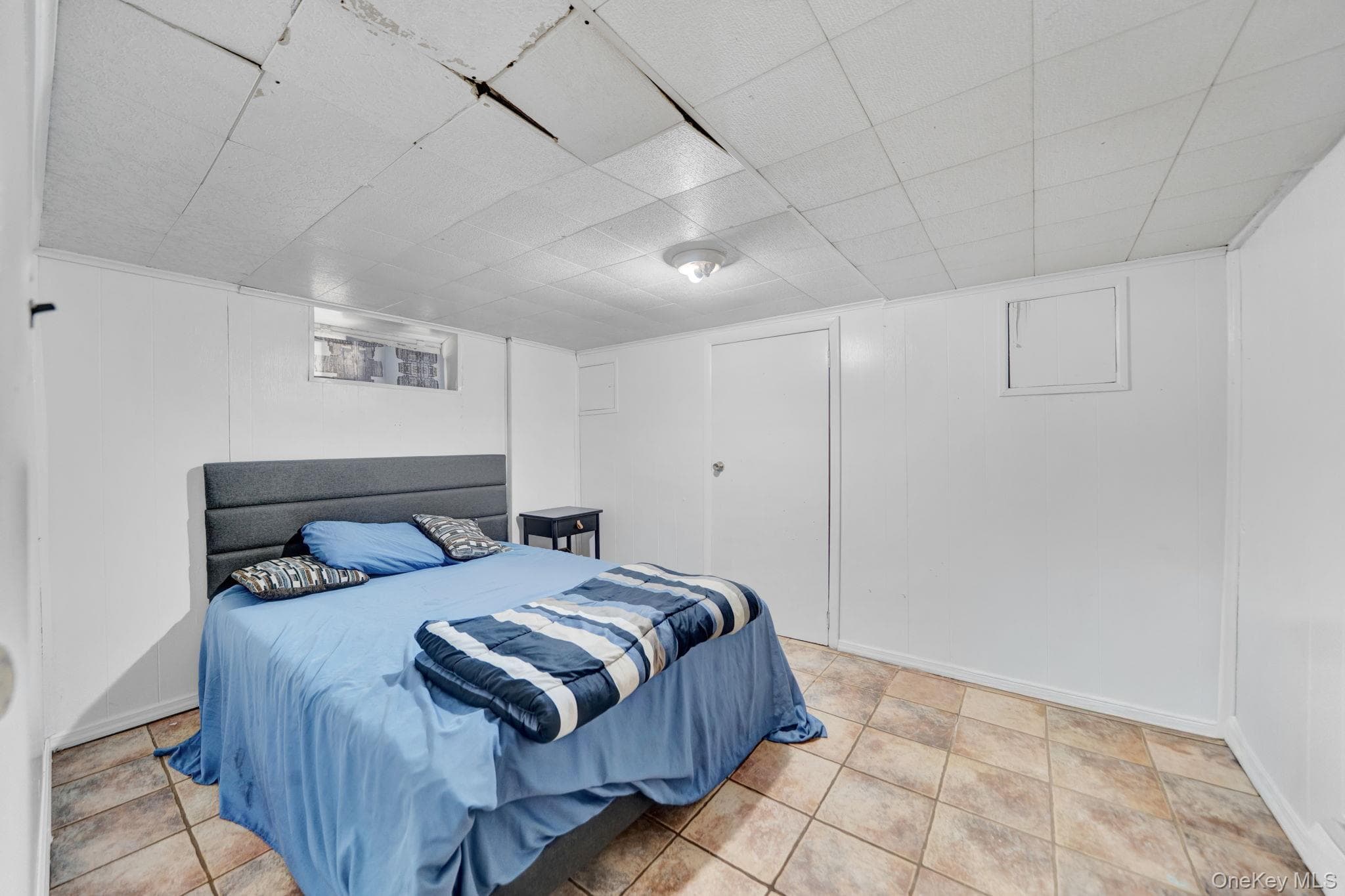 1646 E 36th Street thumbnail 22