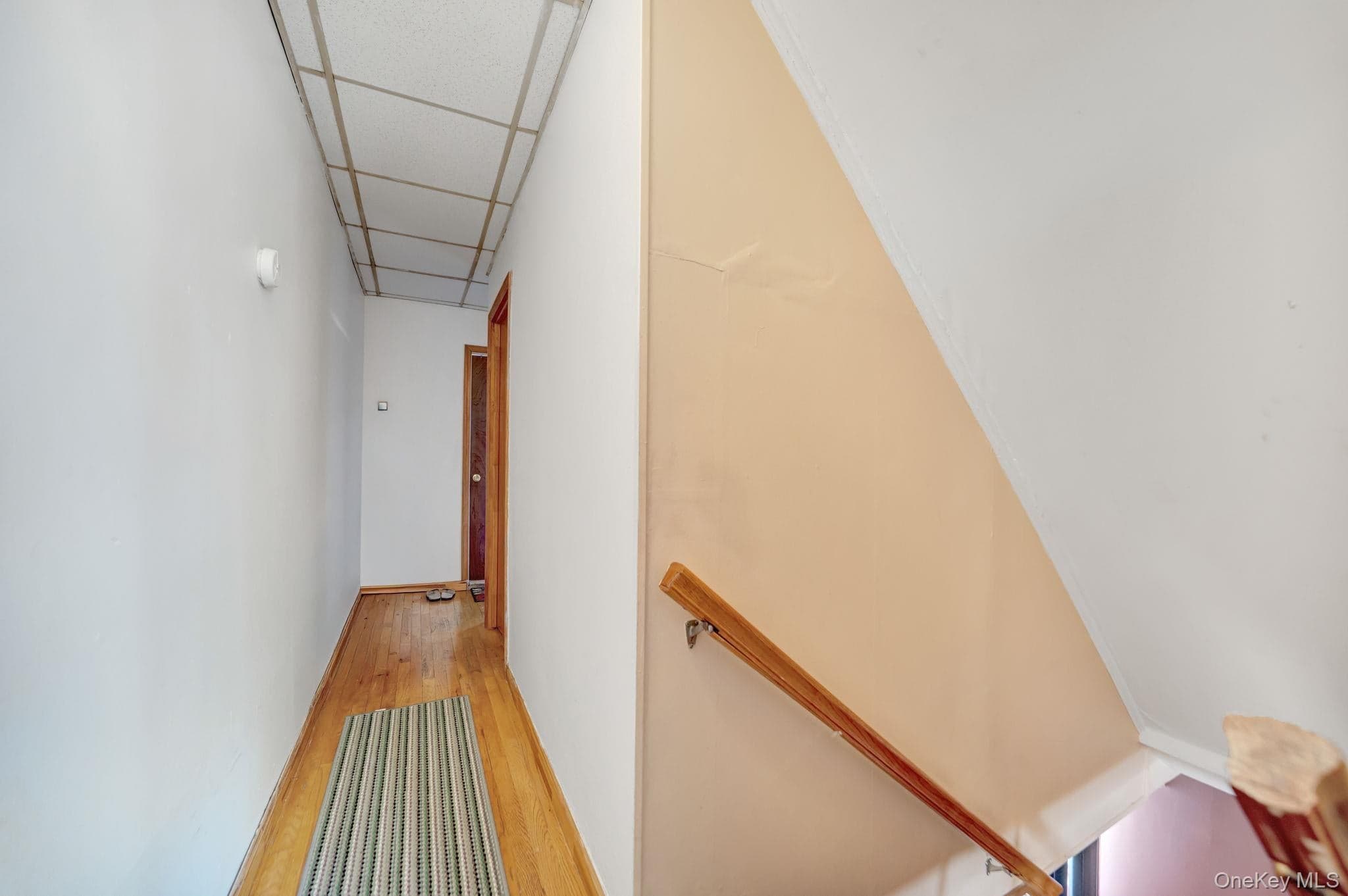 1646 E 36th Street thumbnail 18