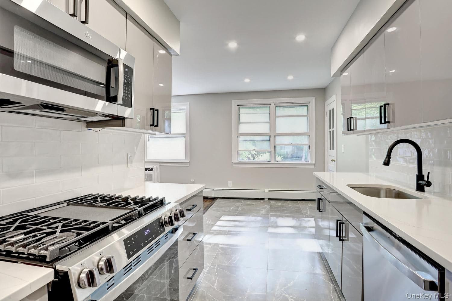 152 Kearsing Parkway Unit: E thumbnail 9