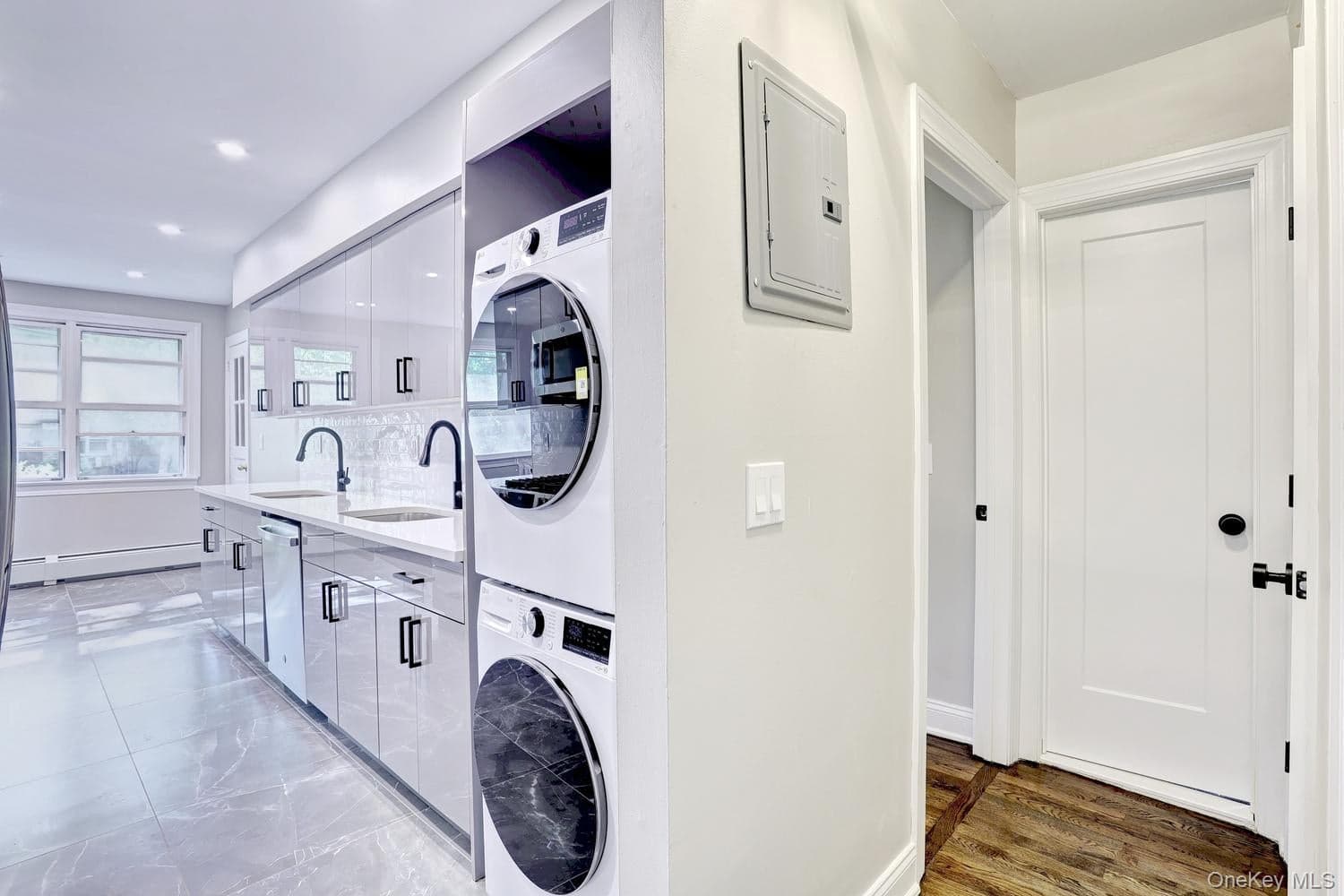 152 Kearsing Parkway Unit: E thumbnail 11