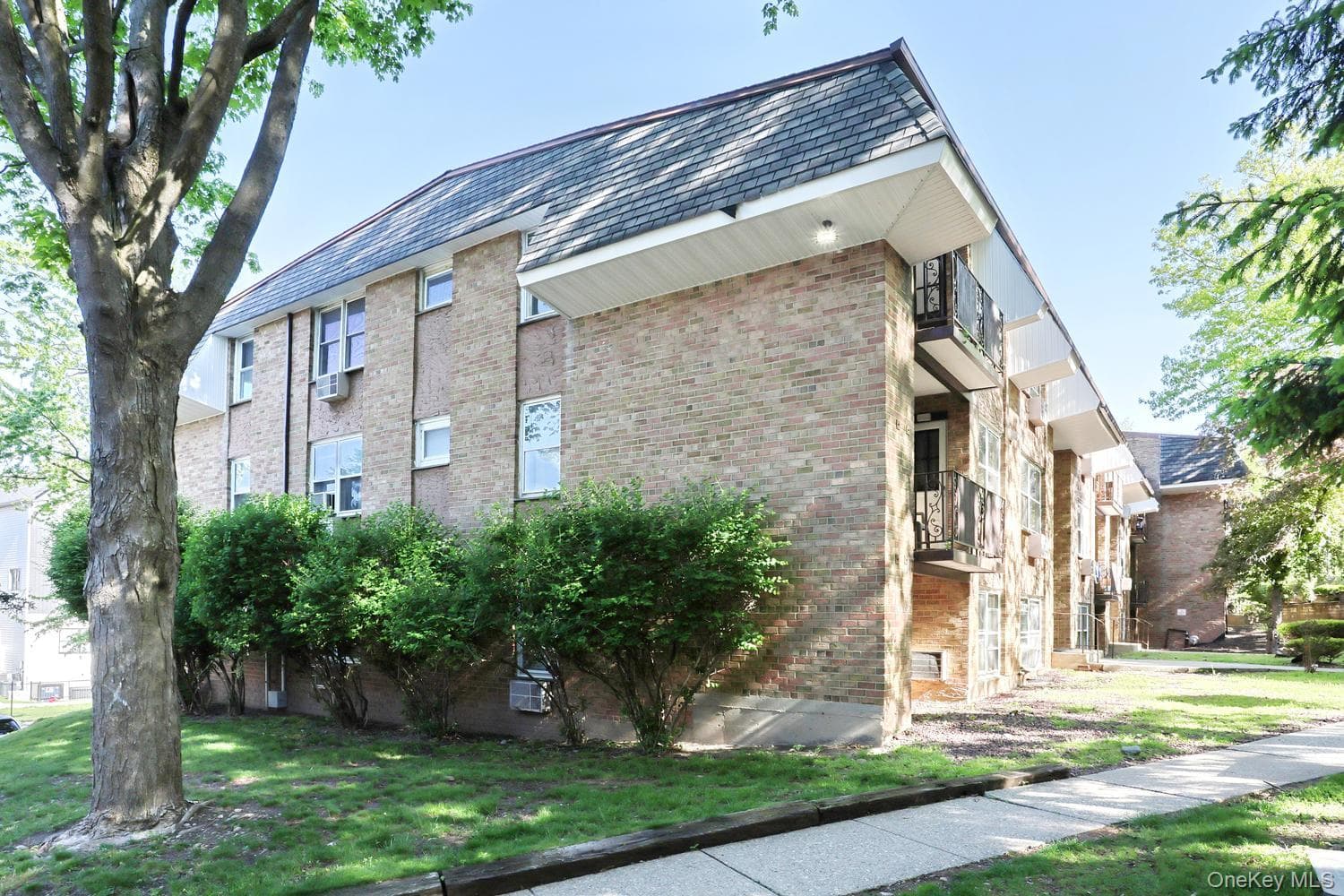 152 Kearsing Parkway Unit: E thumbnail 15