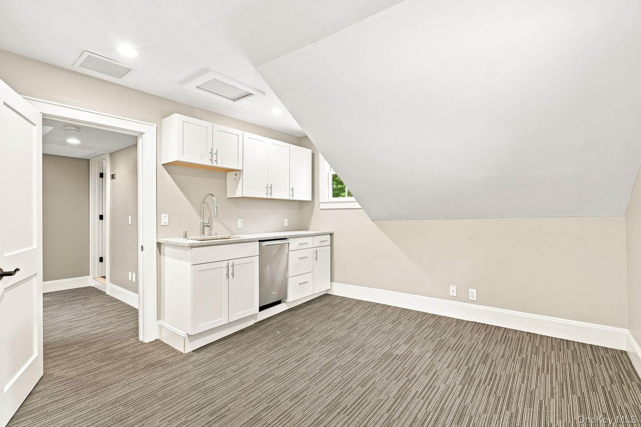 2 Hardscrabble Road Unit: A thumbnail 25