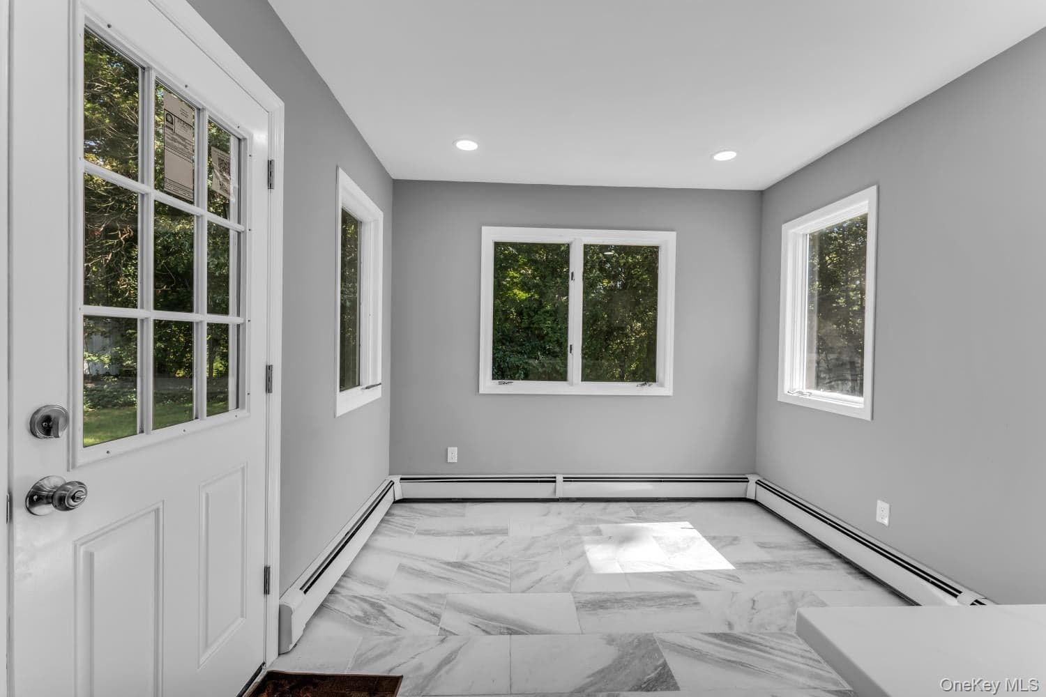 26 Shelley Place thumbnail 15