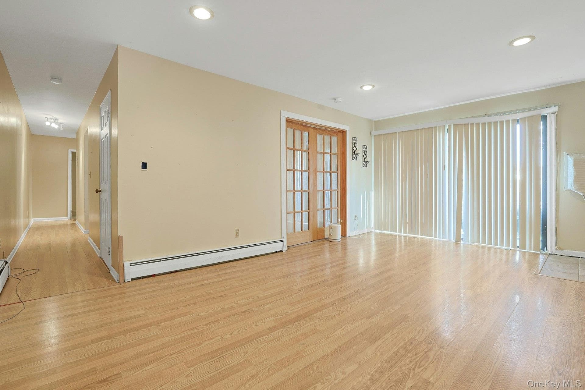 205 Sneden Place Unit: 205 thumbnail 3