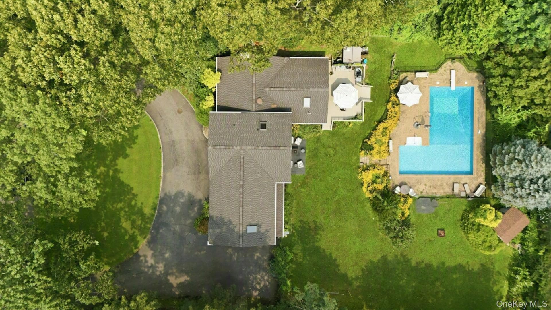11 Soundview Drive thumbnail 37