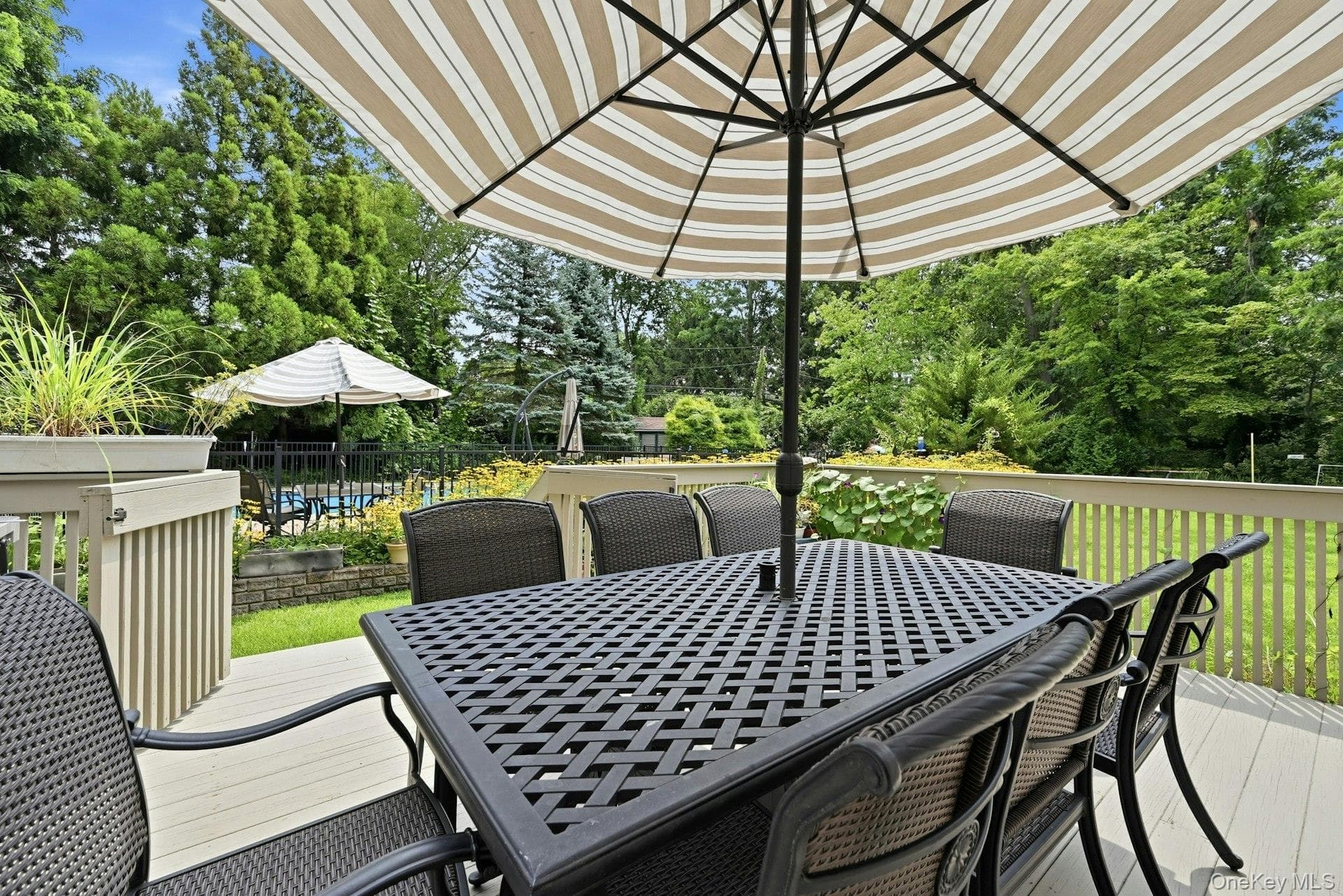 11 Soundview Drive thumbnail 31