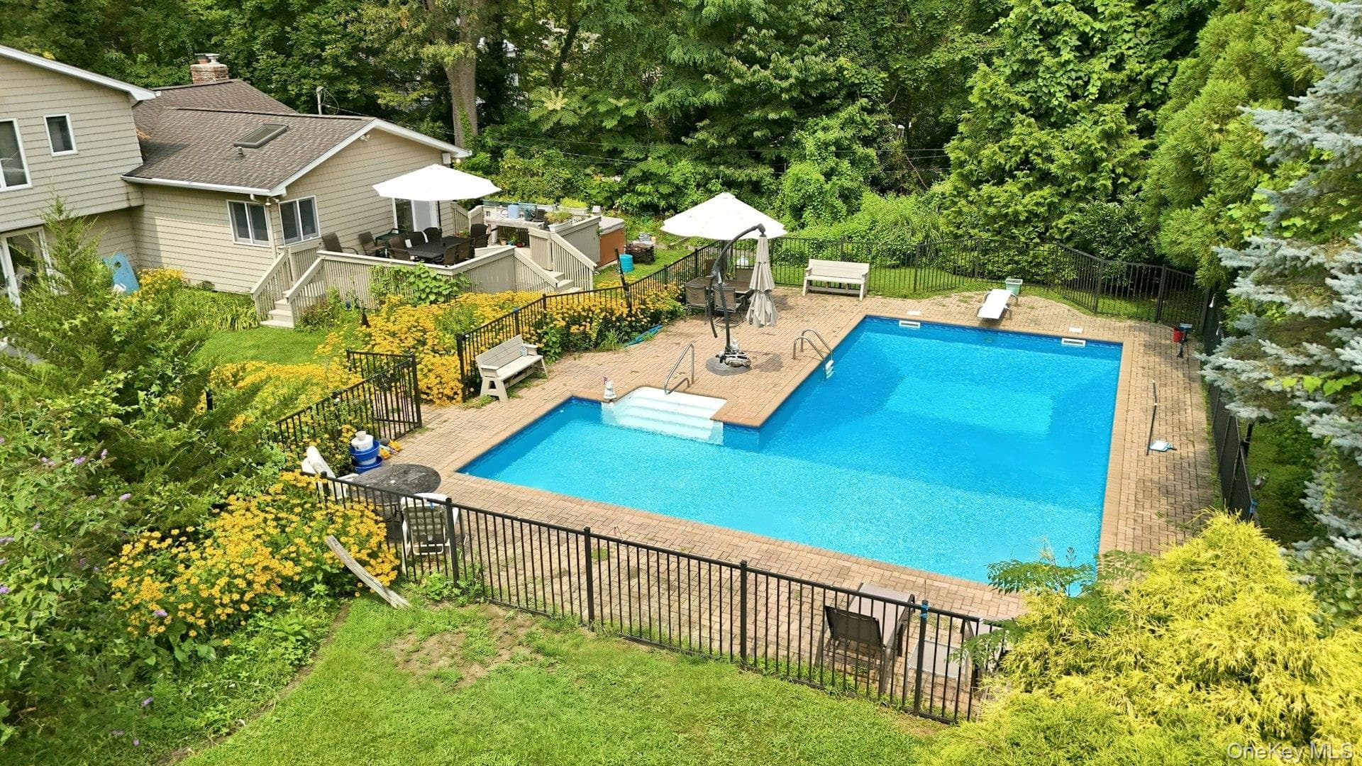 11 Soundview Drive thumbnail 29