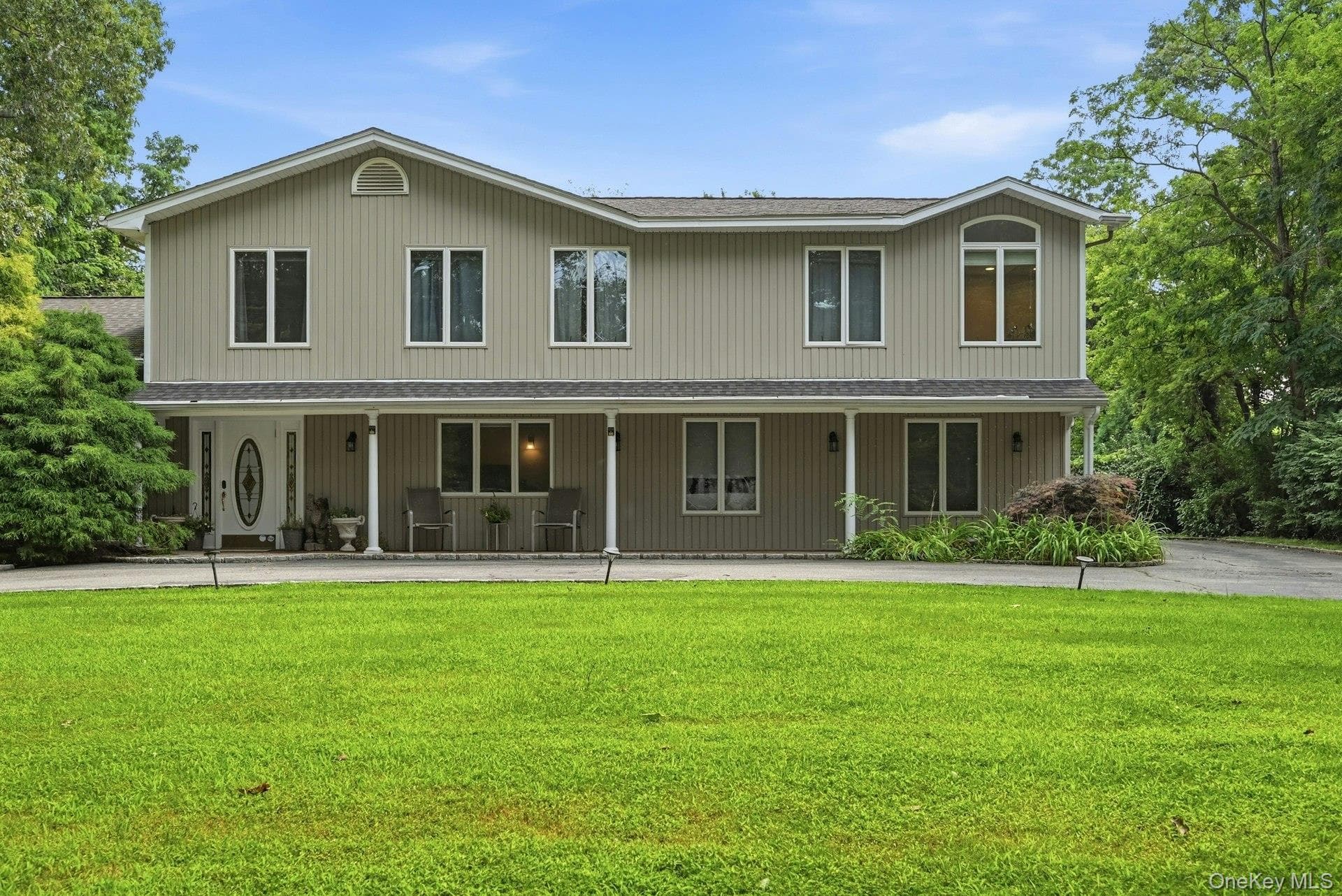 11 Soundview Drive thumbnail 2