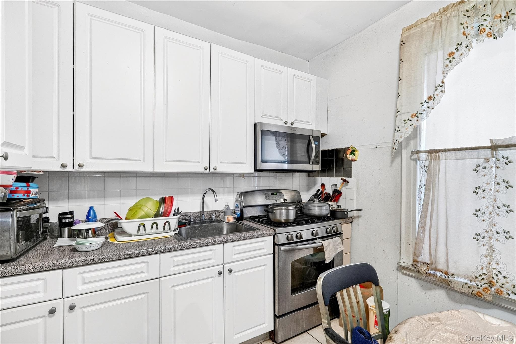759 E 221st Street thumbnail 19