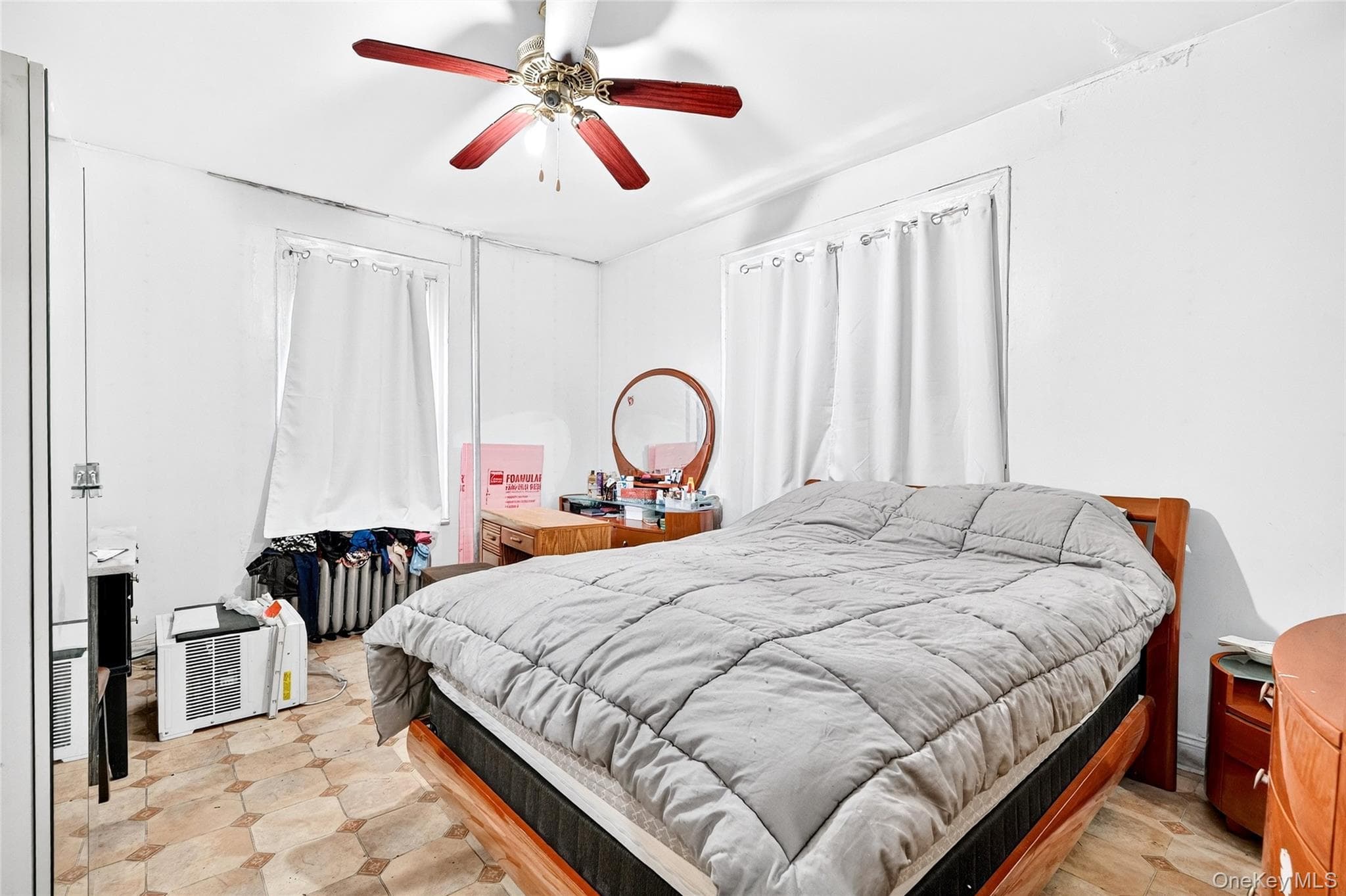 759 E 221st Street thumbnail 24