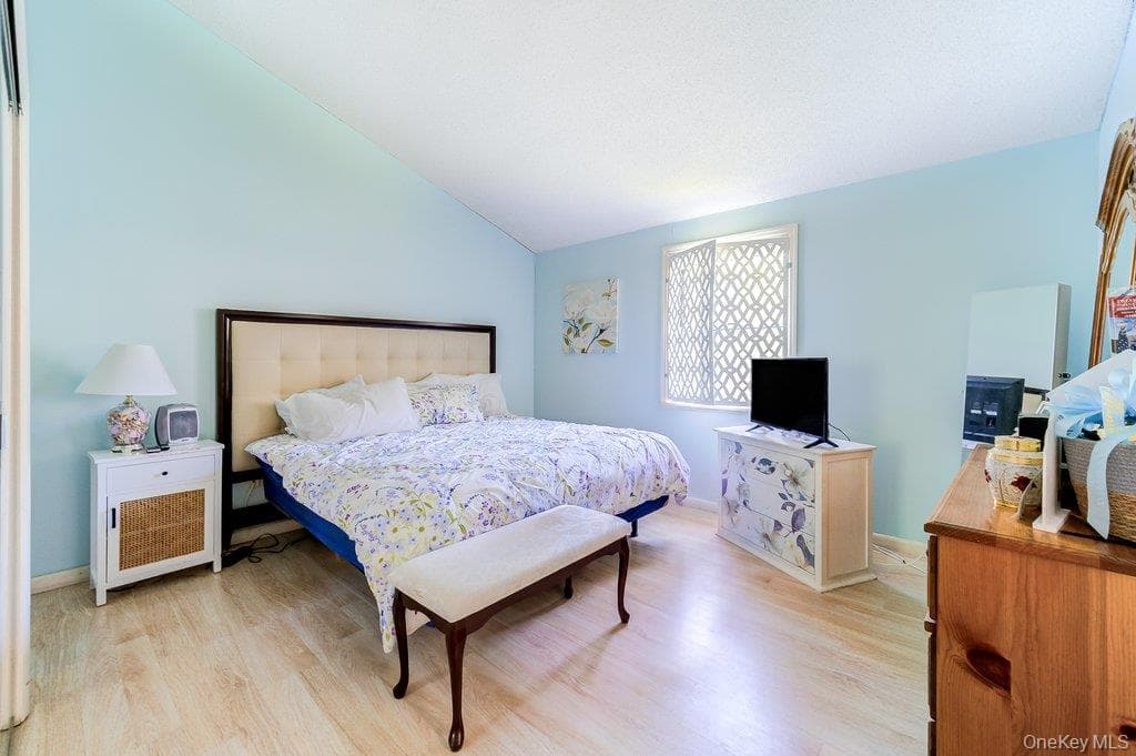 6 Racine Court thumbnail 14