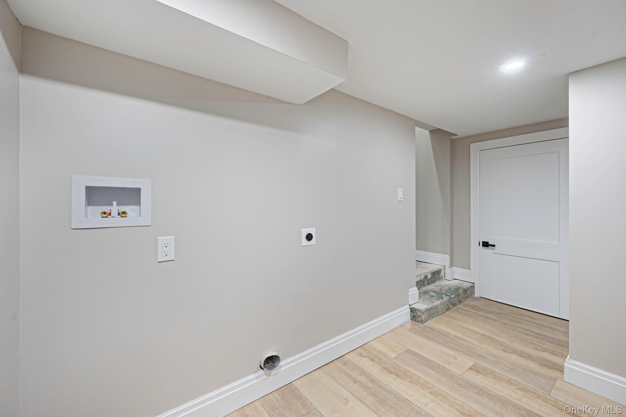 11 Mayfield Drive thumbnail 23