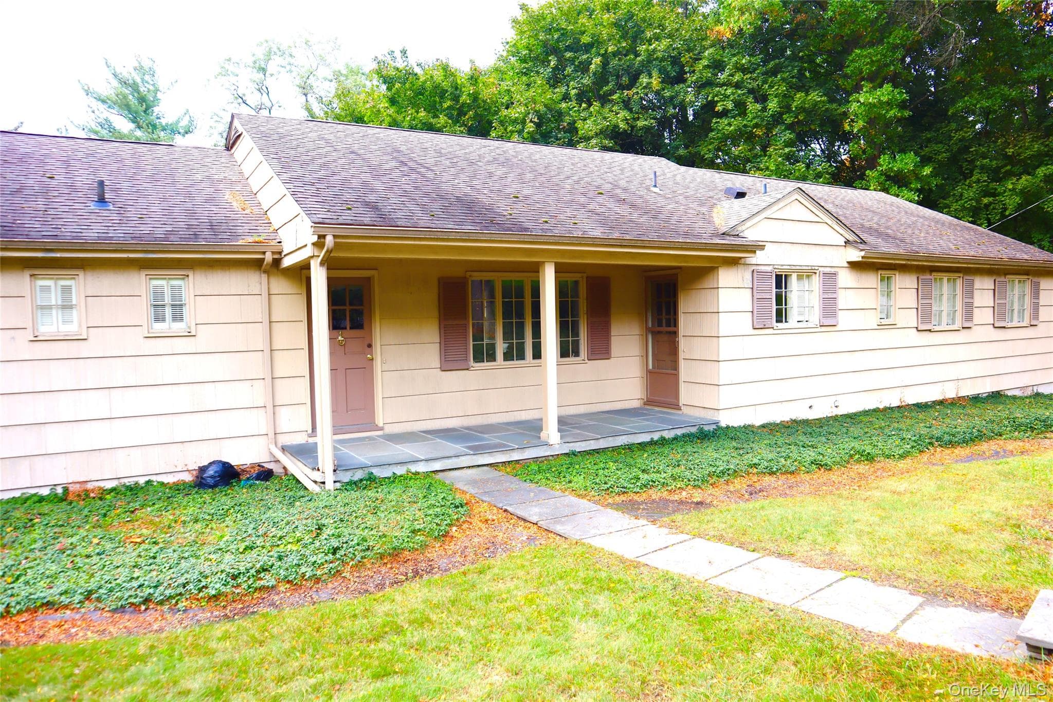 60 Clover Hill Drive thumbnail 4