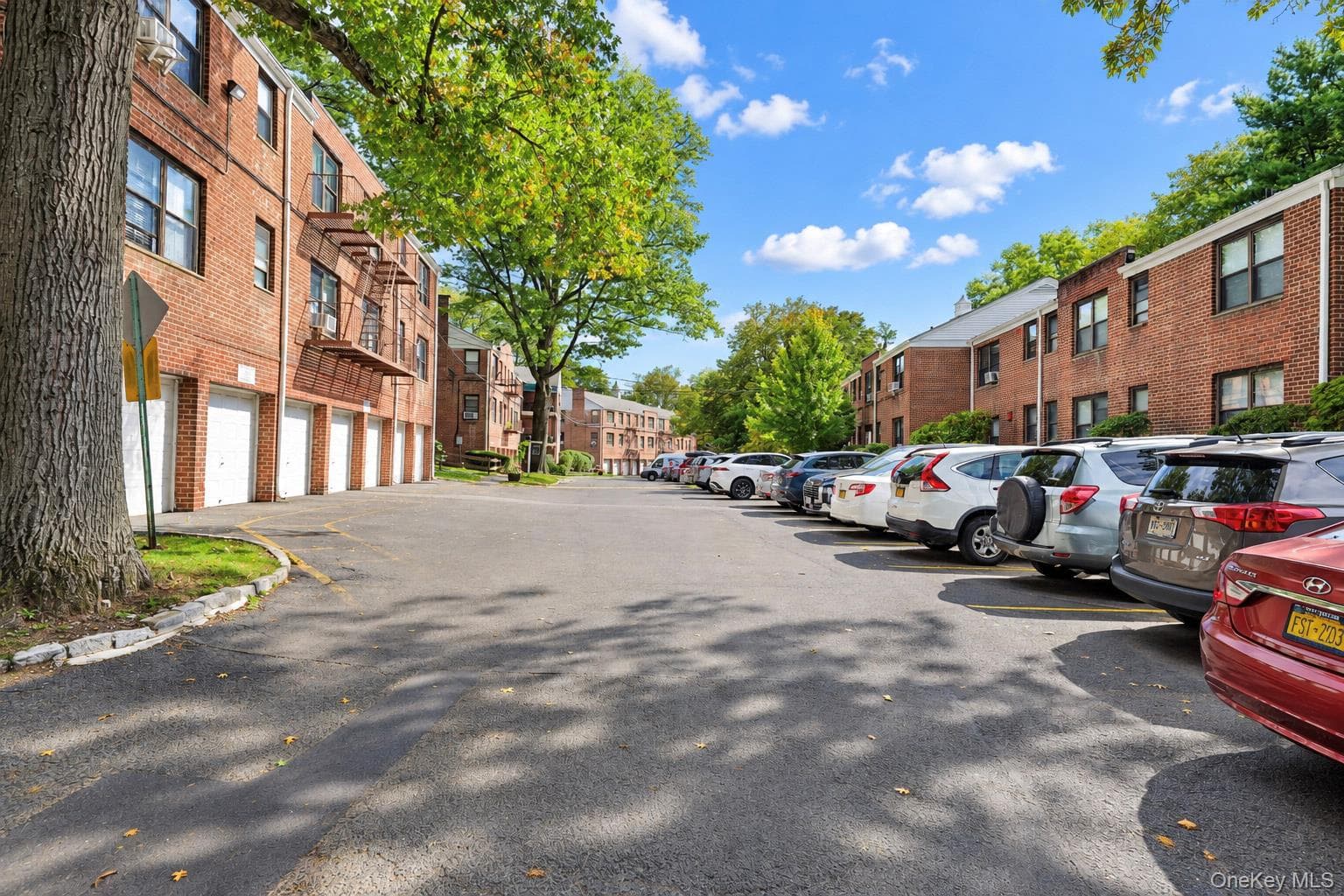 151 E Hartsdale Avenue Unit: 2B thumbnail 2