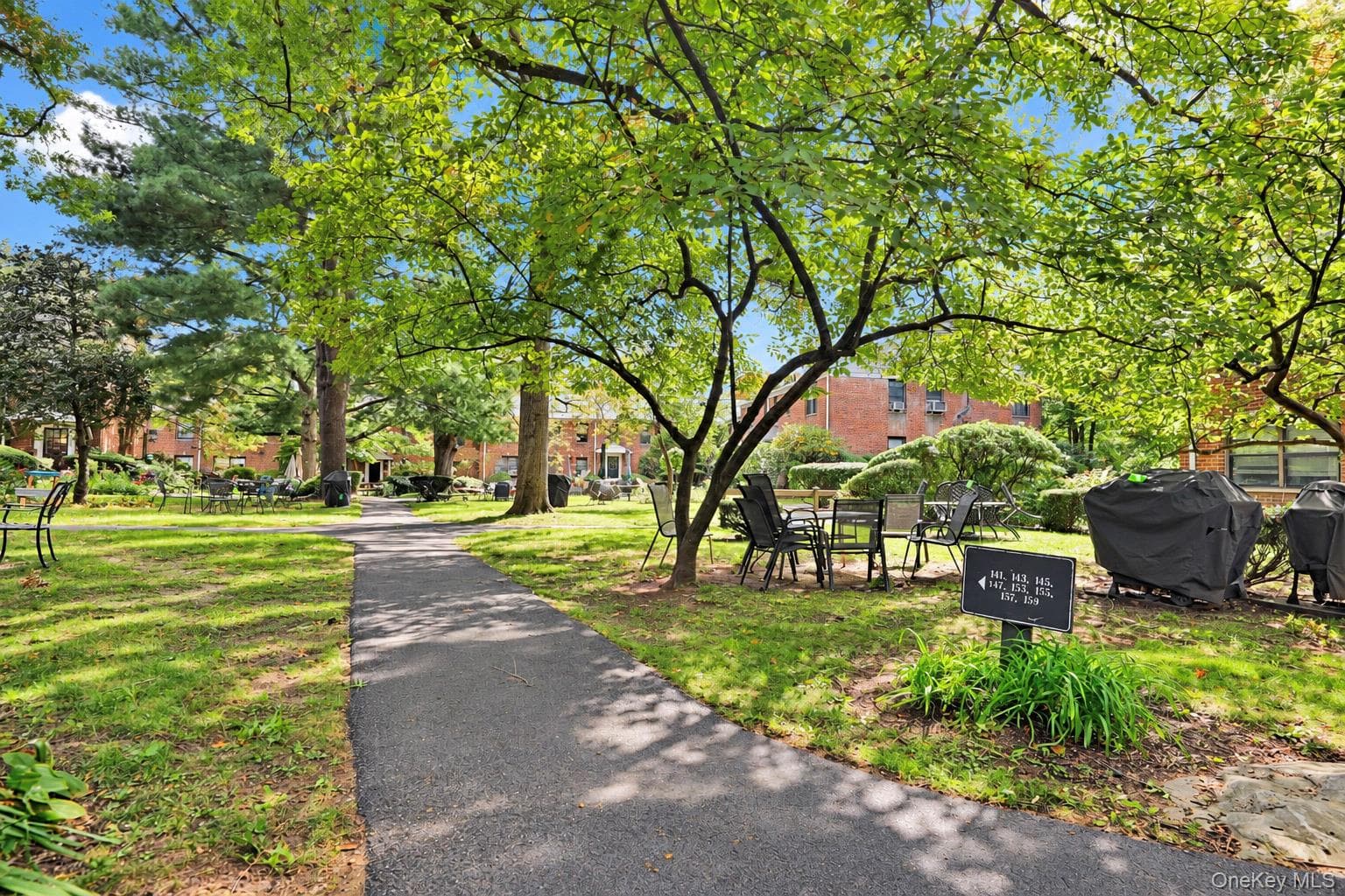 151 E Hartsdale Avenue Unit: 2B thumbnail 3