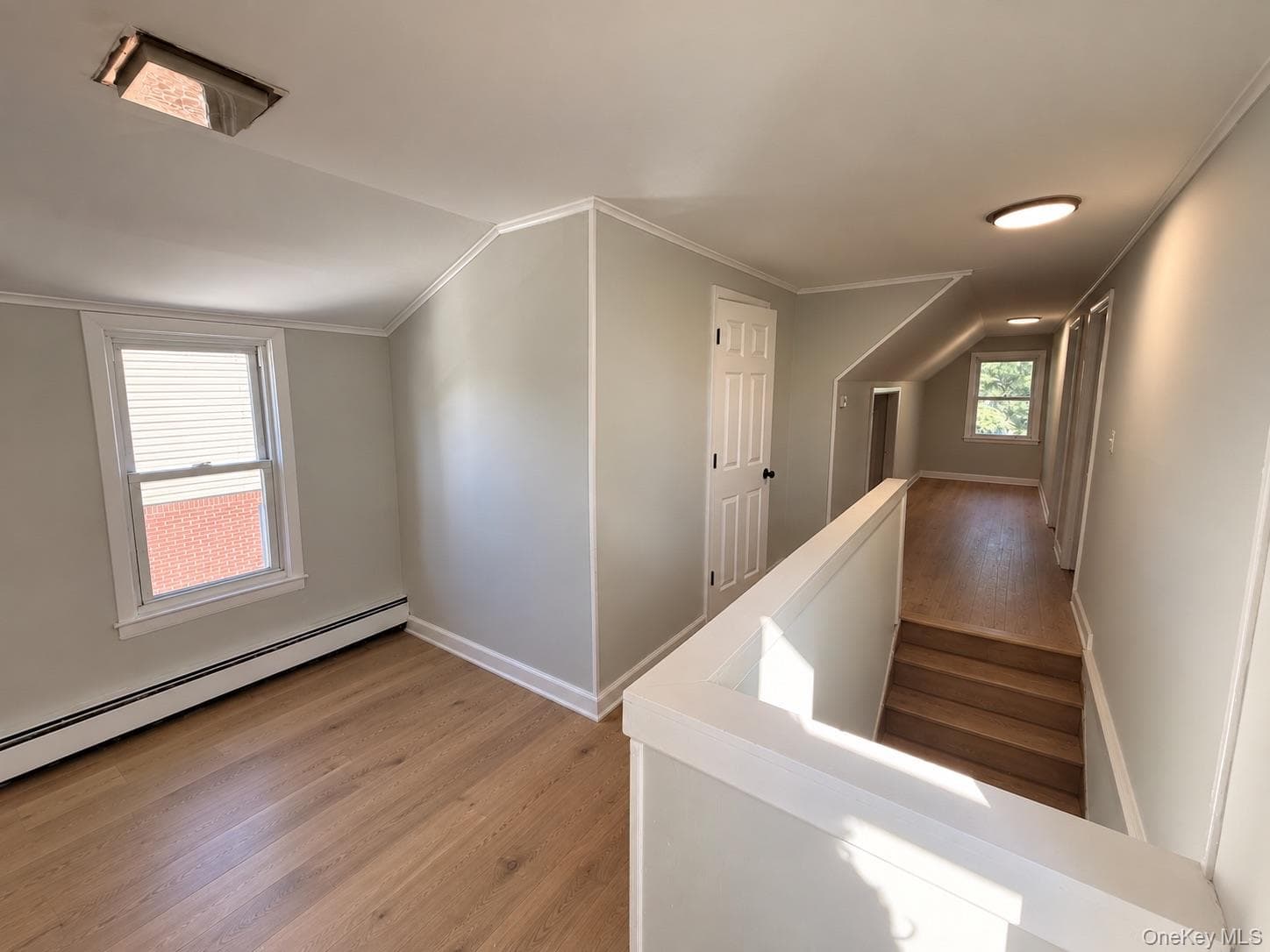 164 Fairview Boulevard thumbnail 12