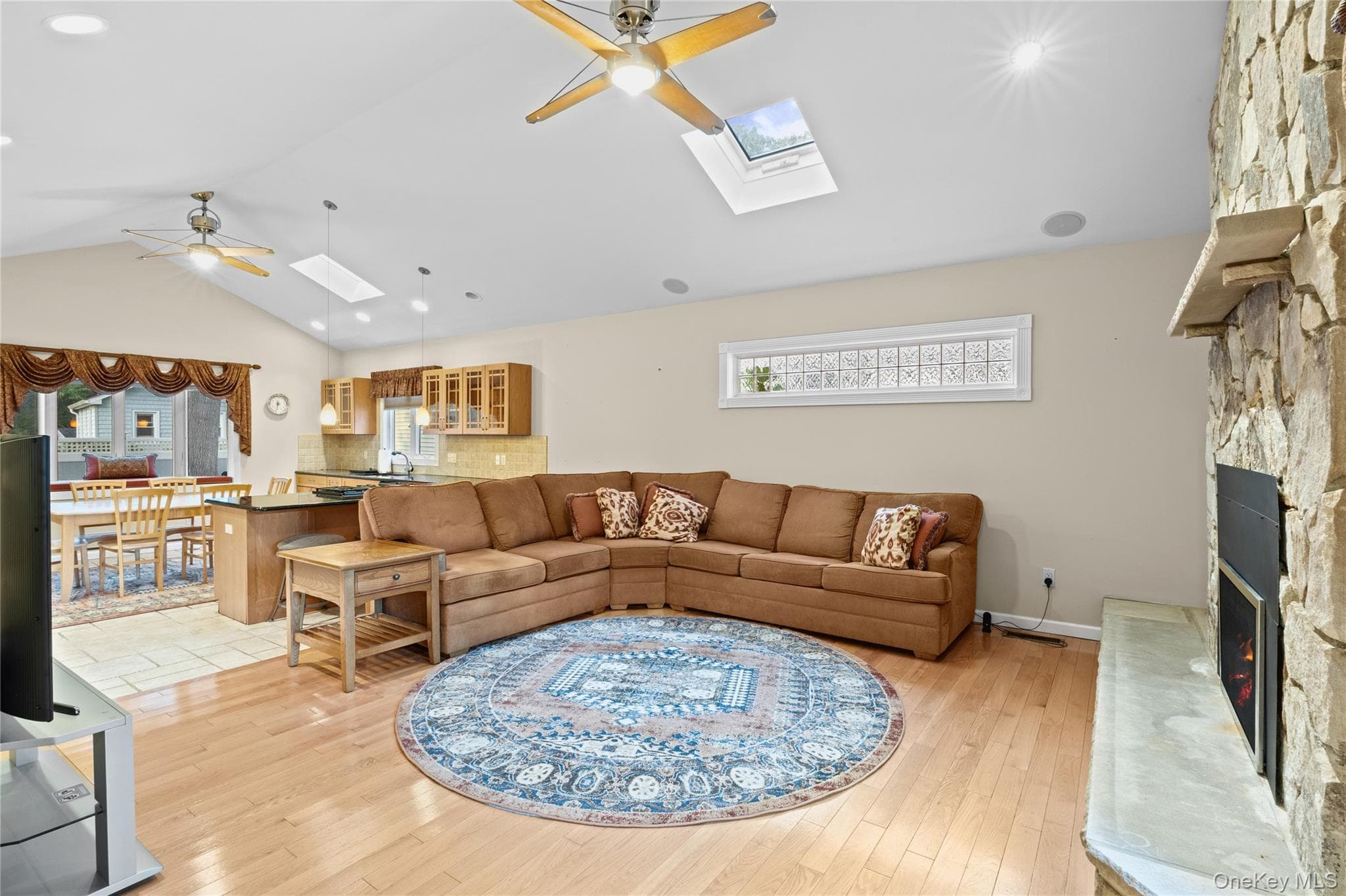 54 Breezy Point Road thumbnail 7