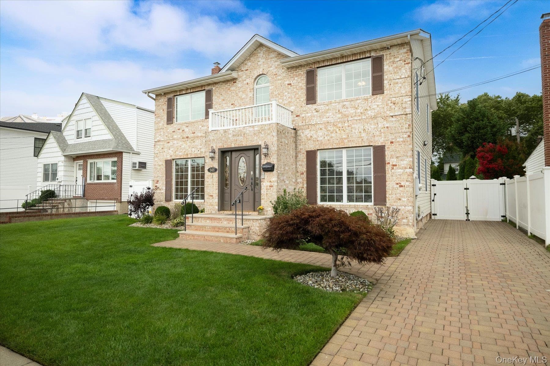 948 Cathedral Avenue thumbnail 3