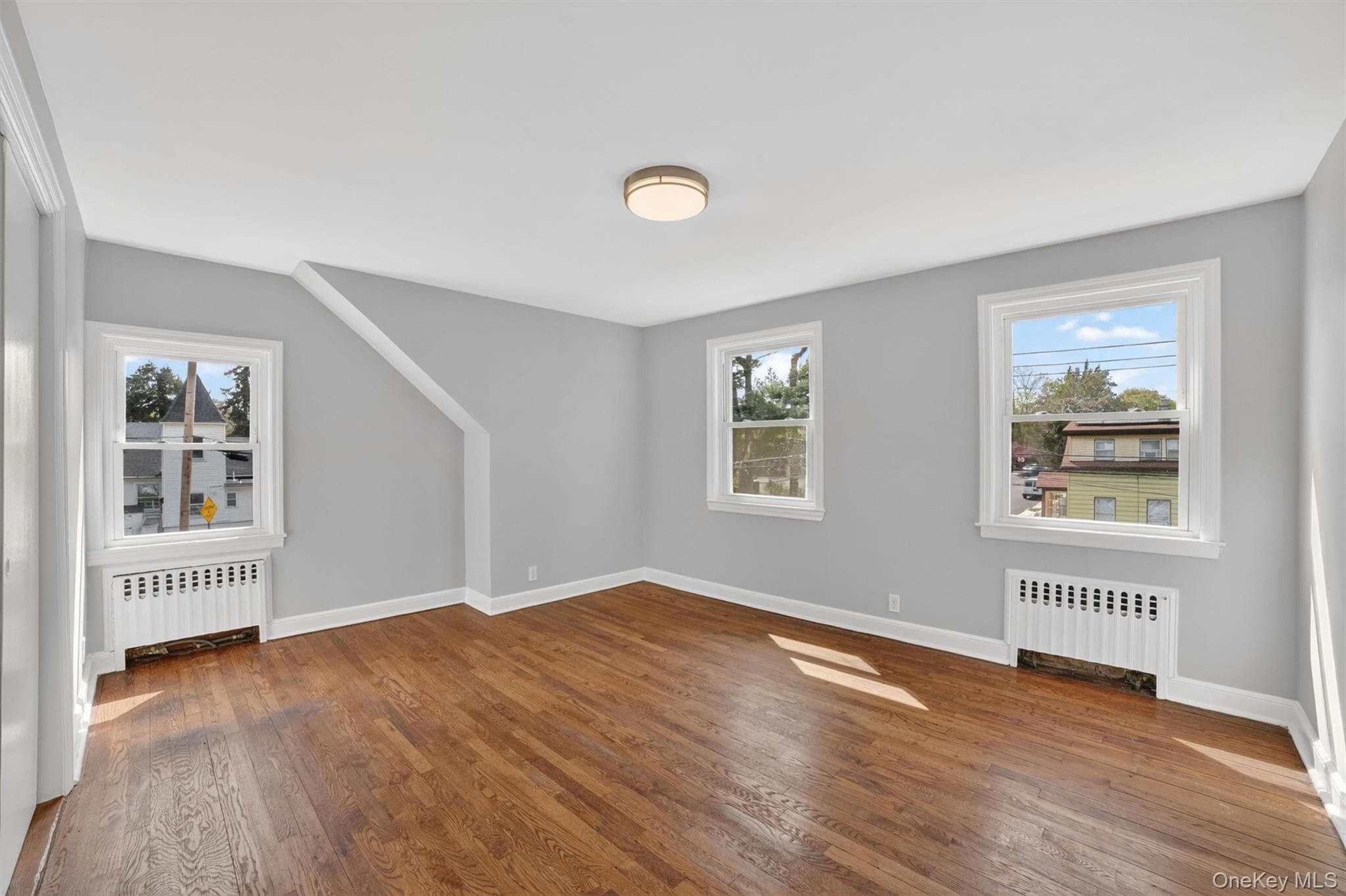 903 Howard Avenue thumbnail 27