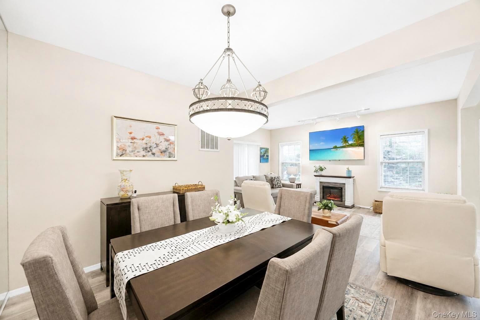 51 Deer Valley Drive thumbnail 10