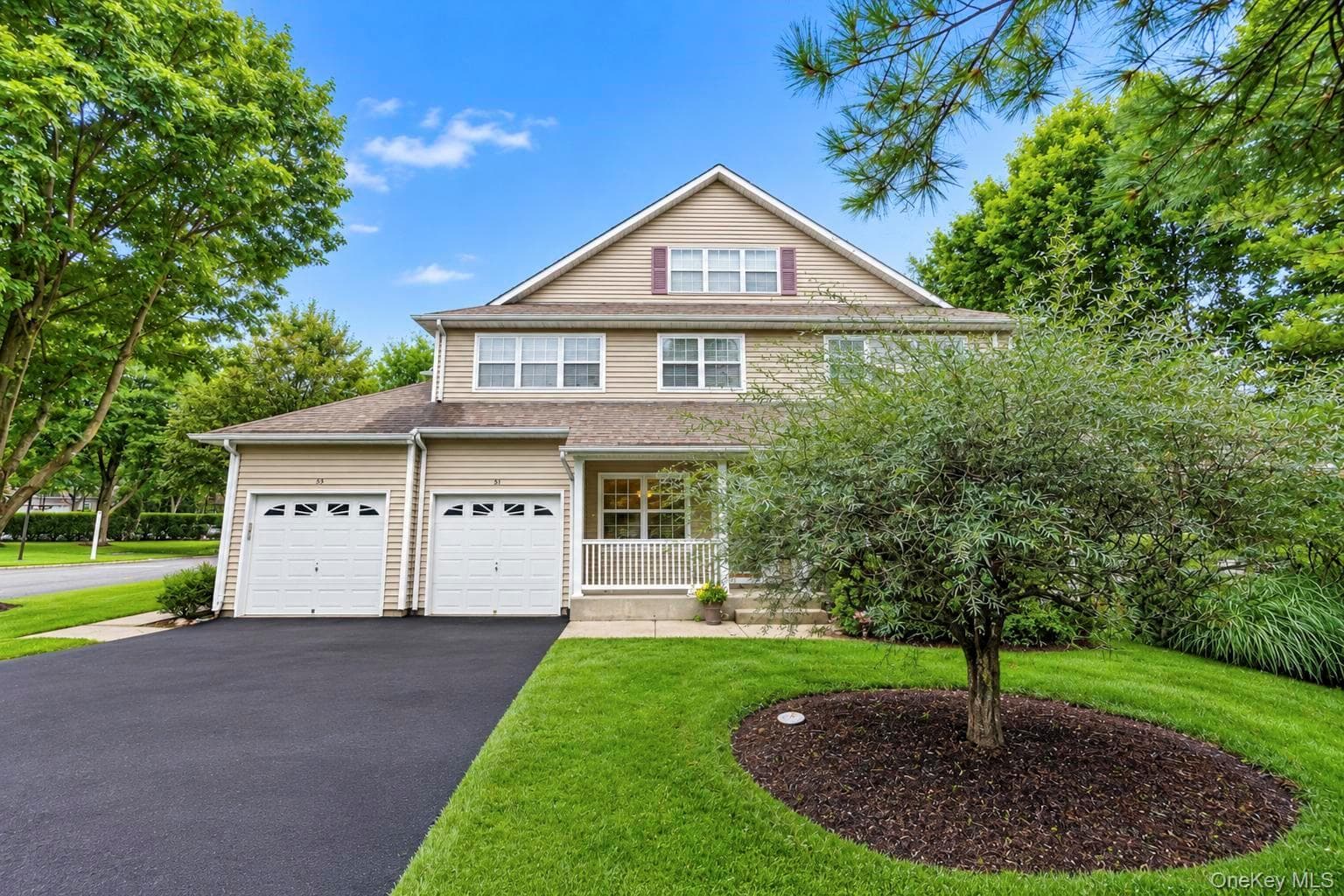 51 Deer Valley Drive, Nesconset
