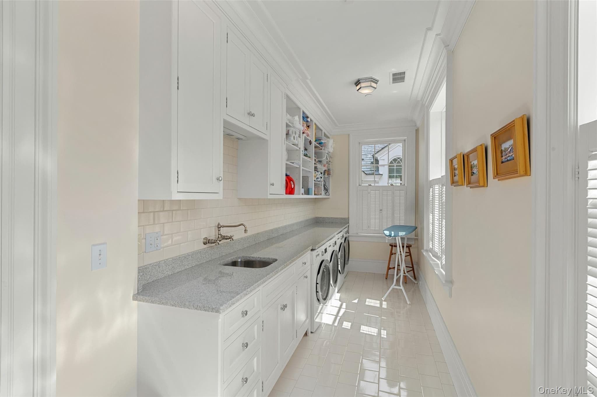 336 Cantitoe Street thumbnail 27