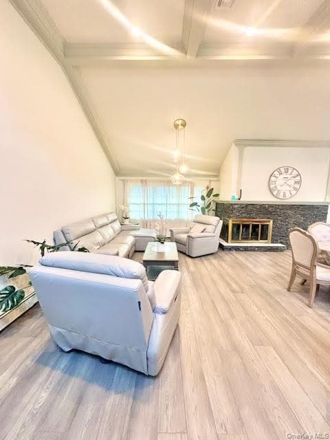 573 Fairway Drive thumbnail 6