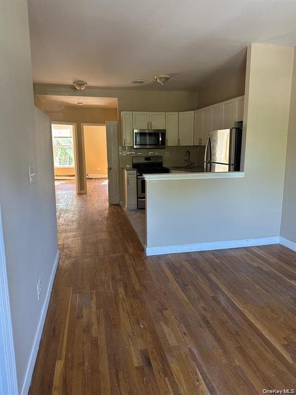 980 Sutter Avenue thumbnail 4
