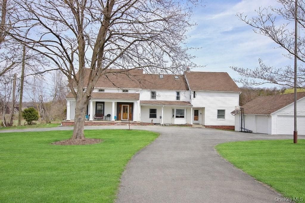 487 Black Meadow Road thumbnail 5