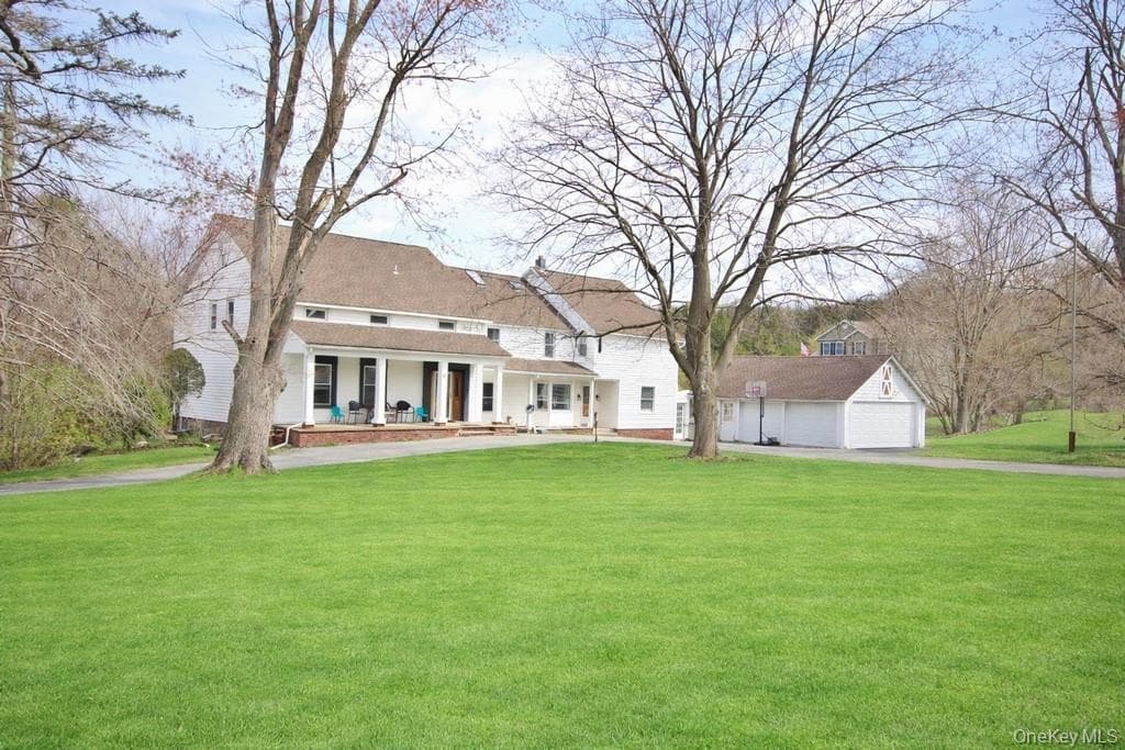 487 Black Meadow Road thumbnail 3